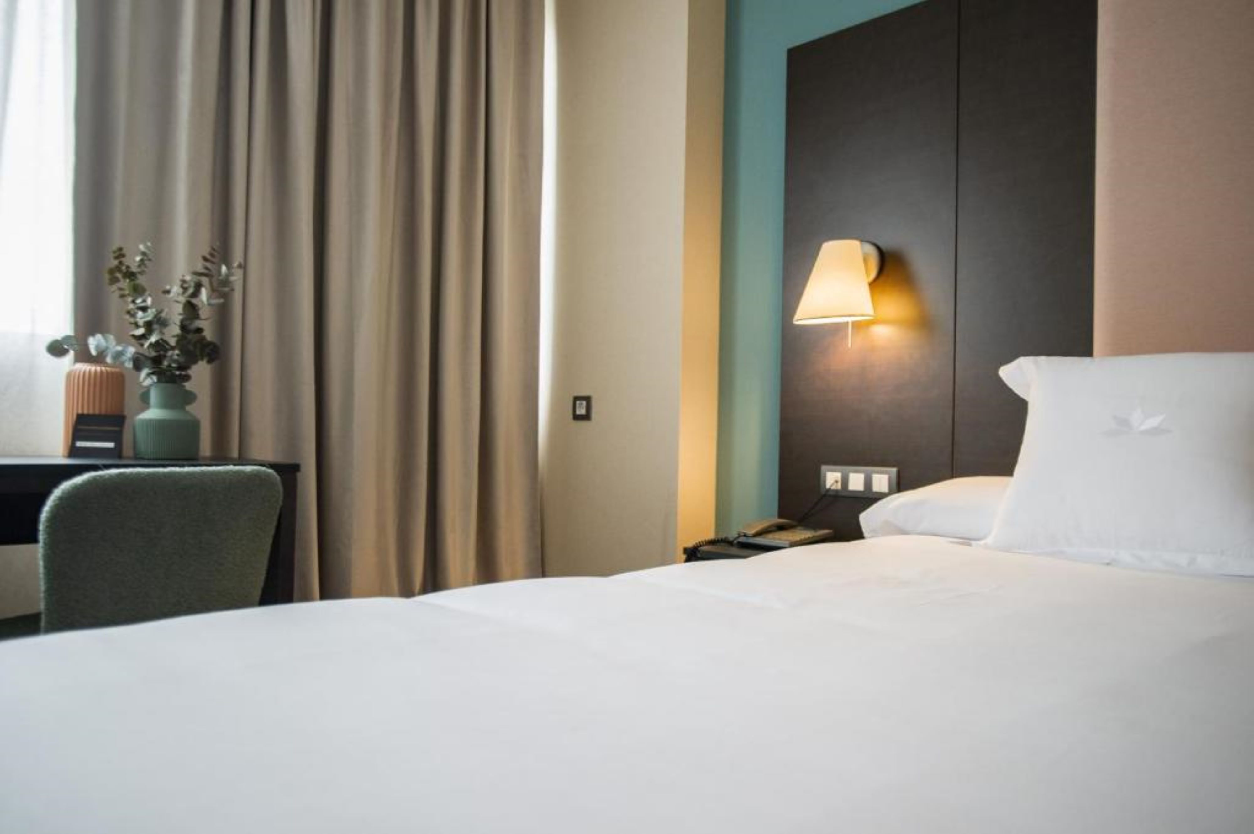 Double or Twin Queen Size Bed