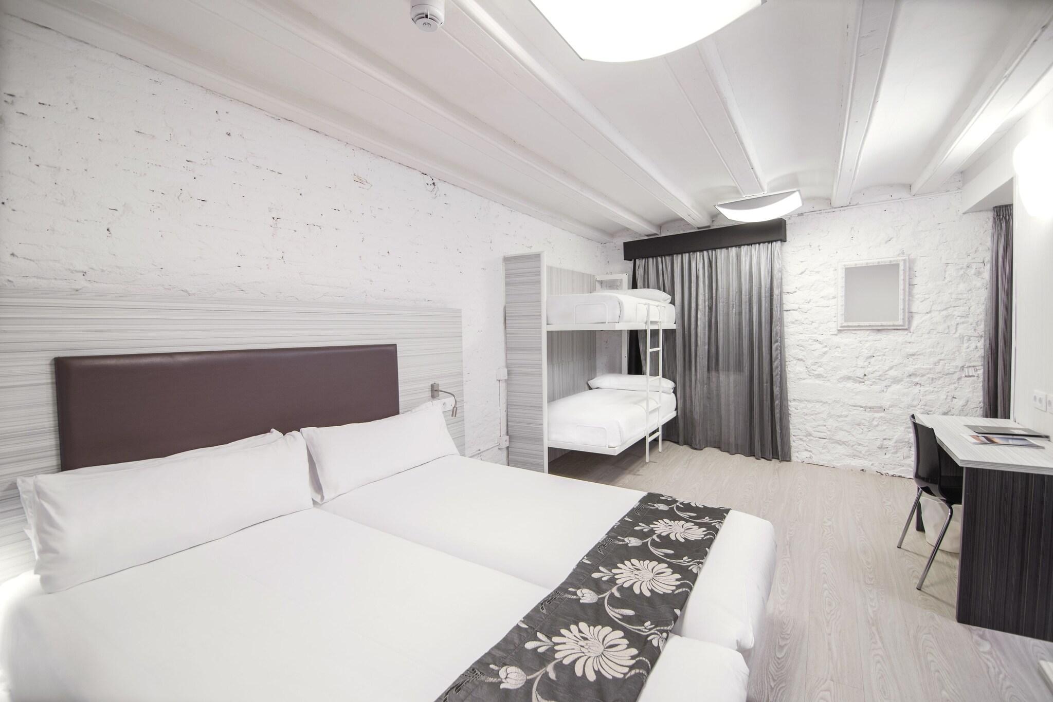 Apartment with Double Bed