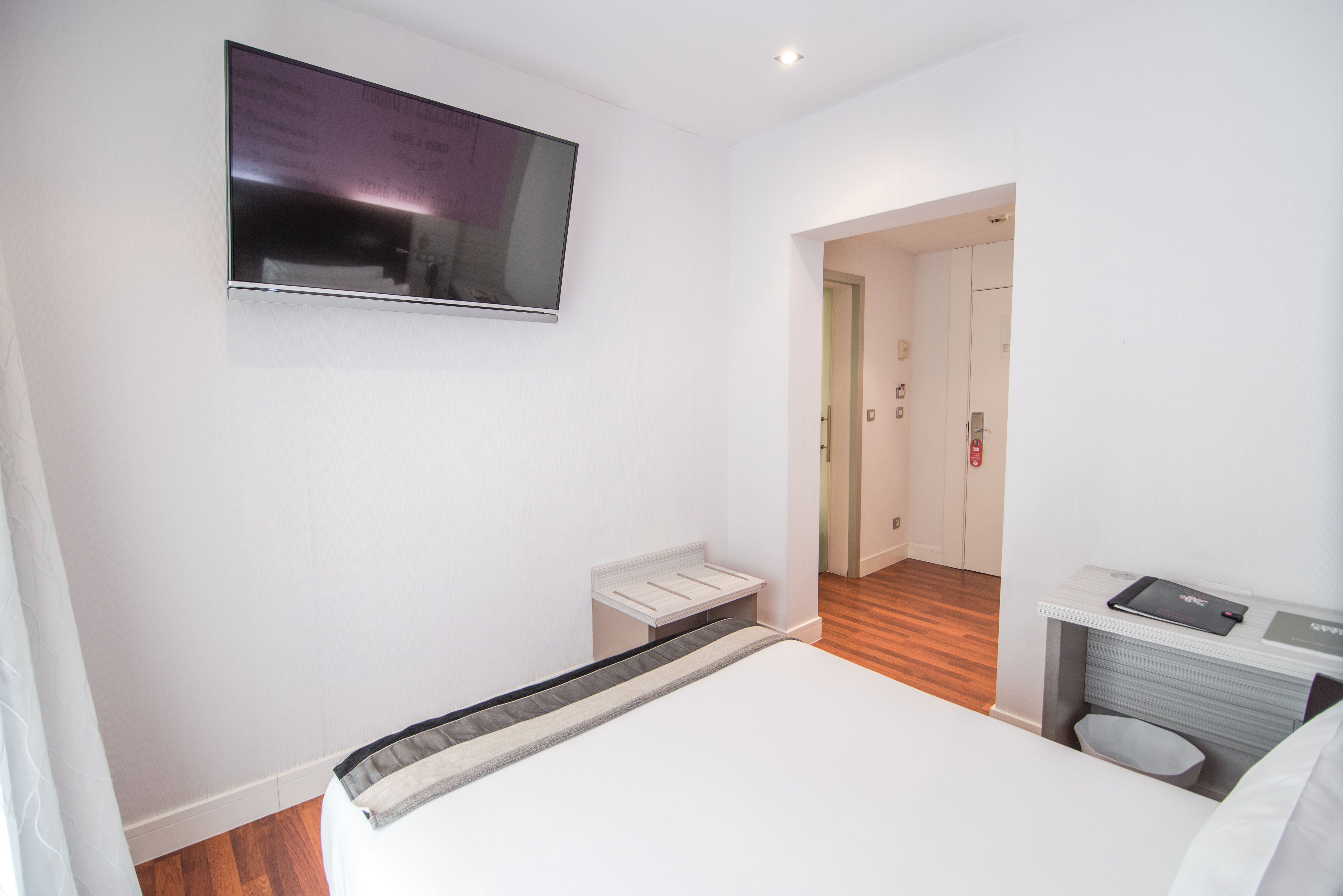 Double or Twin Standard