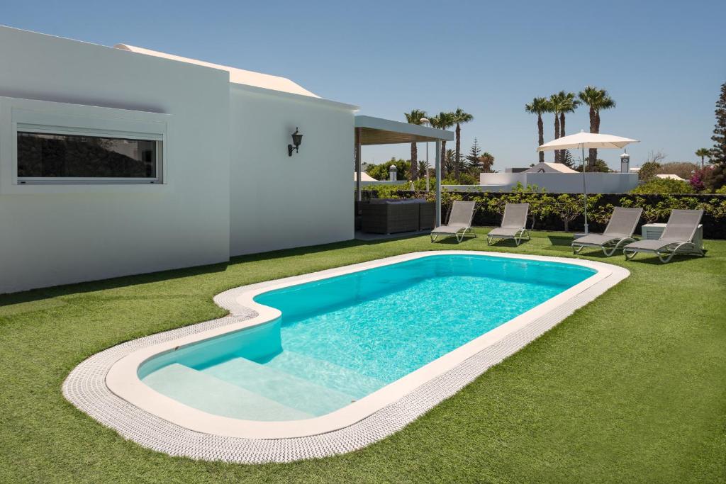 Villa Deluxe Two Bedroom