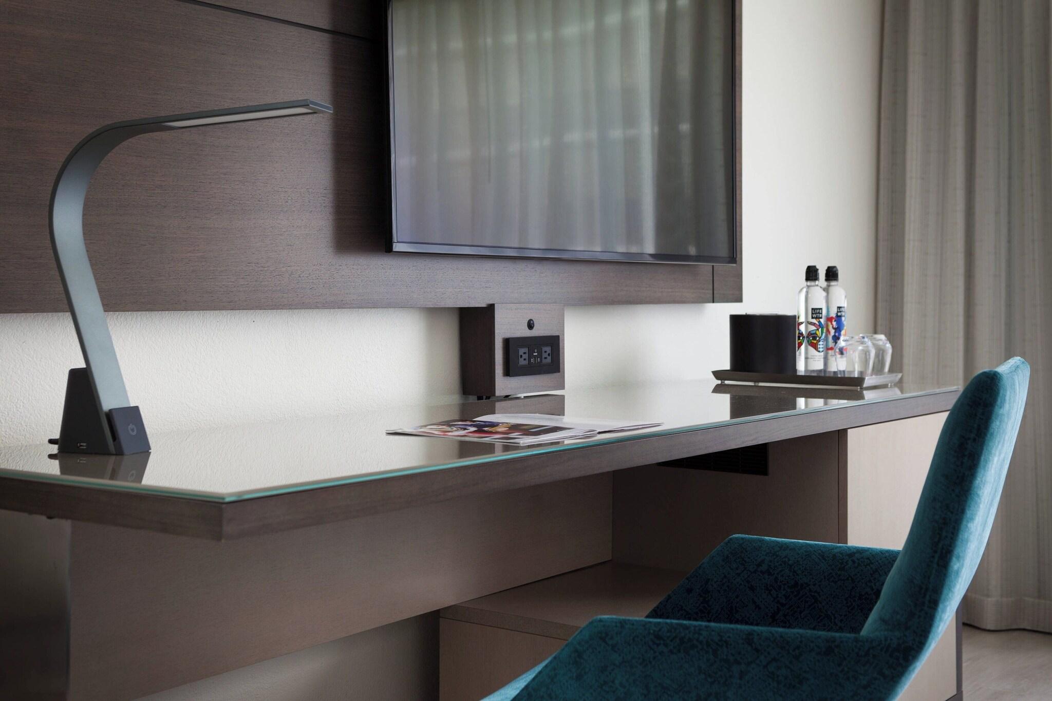 Double Accessible King Size Bed