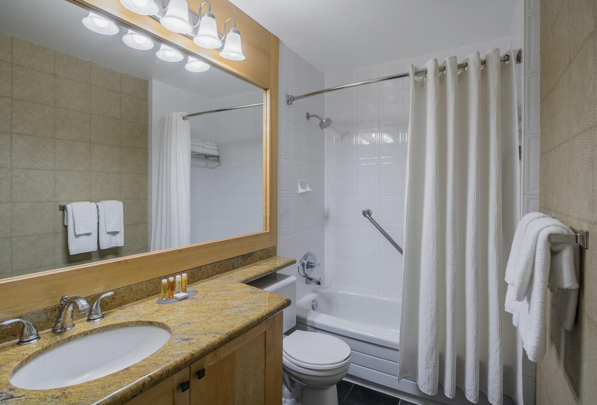 Quadruple Two Queen Beds