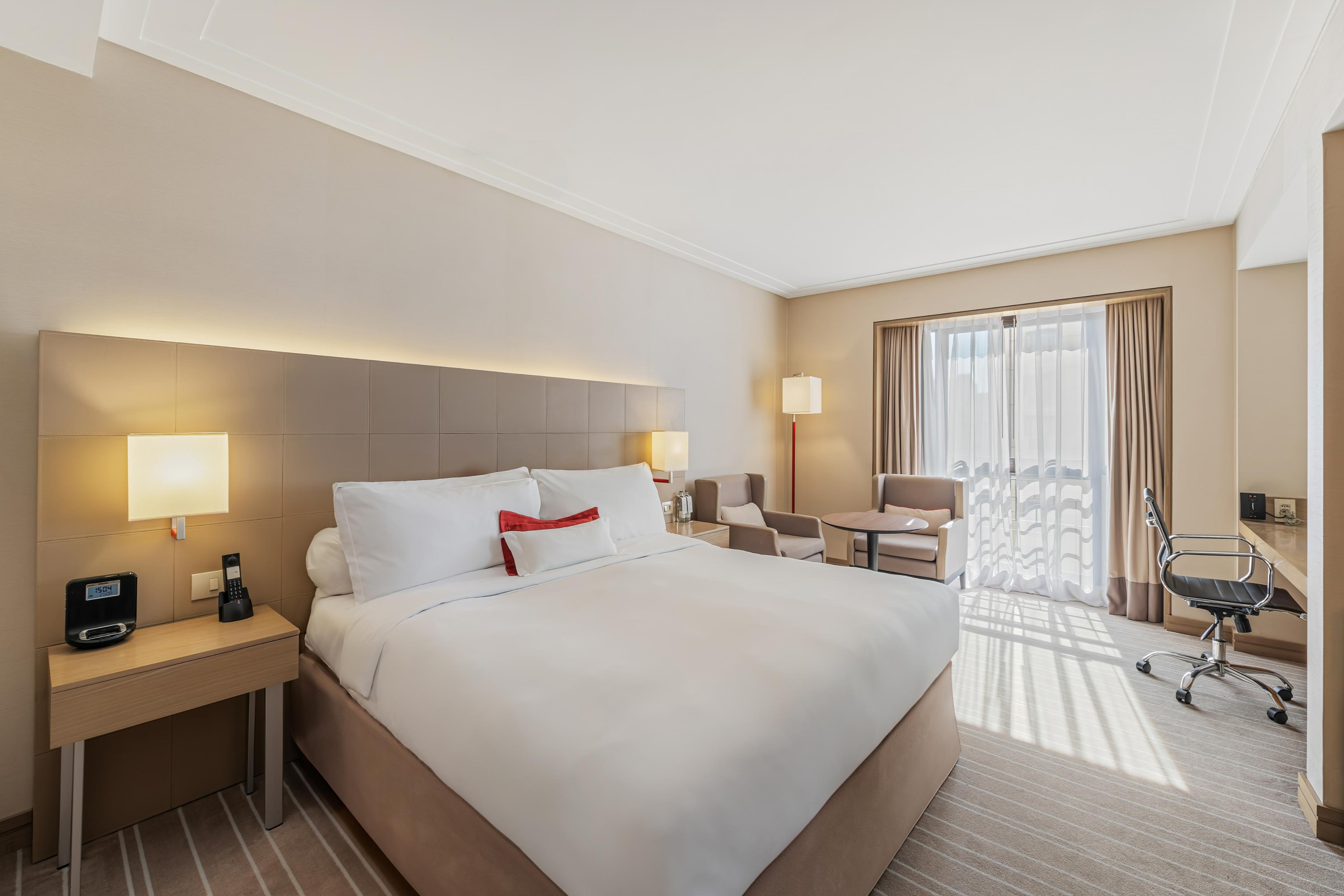 Double King Size Bed