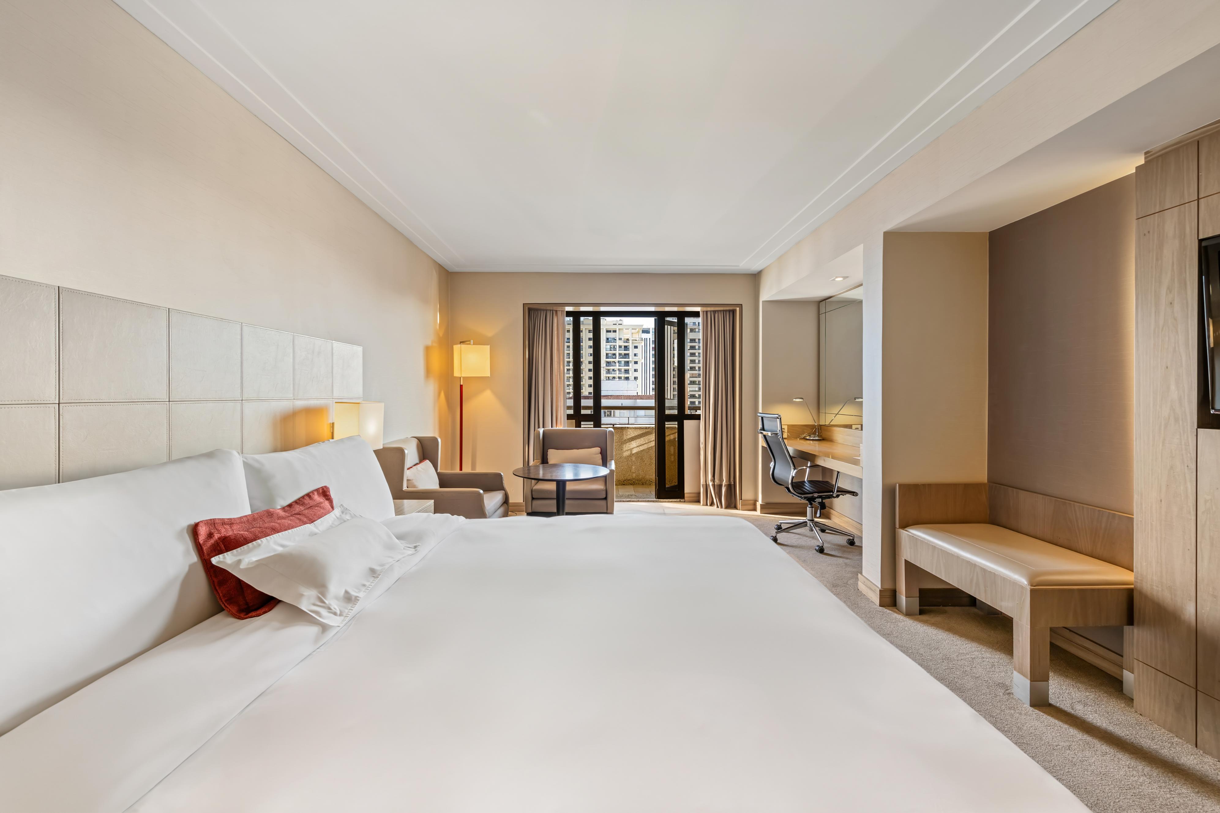 Double Classic King Bed