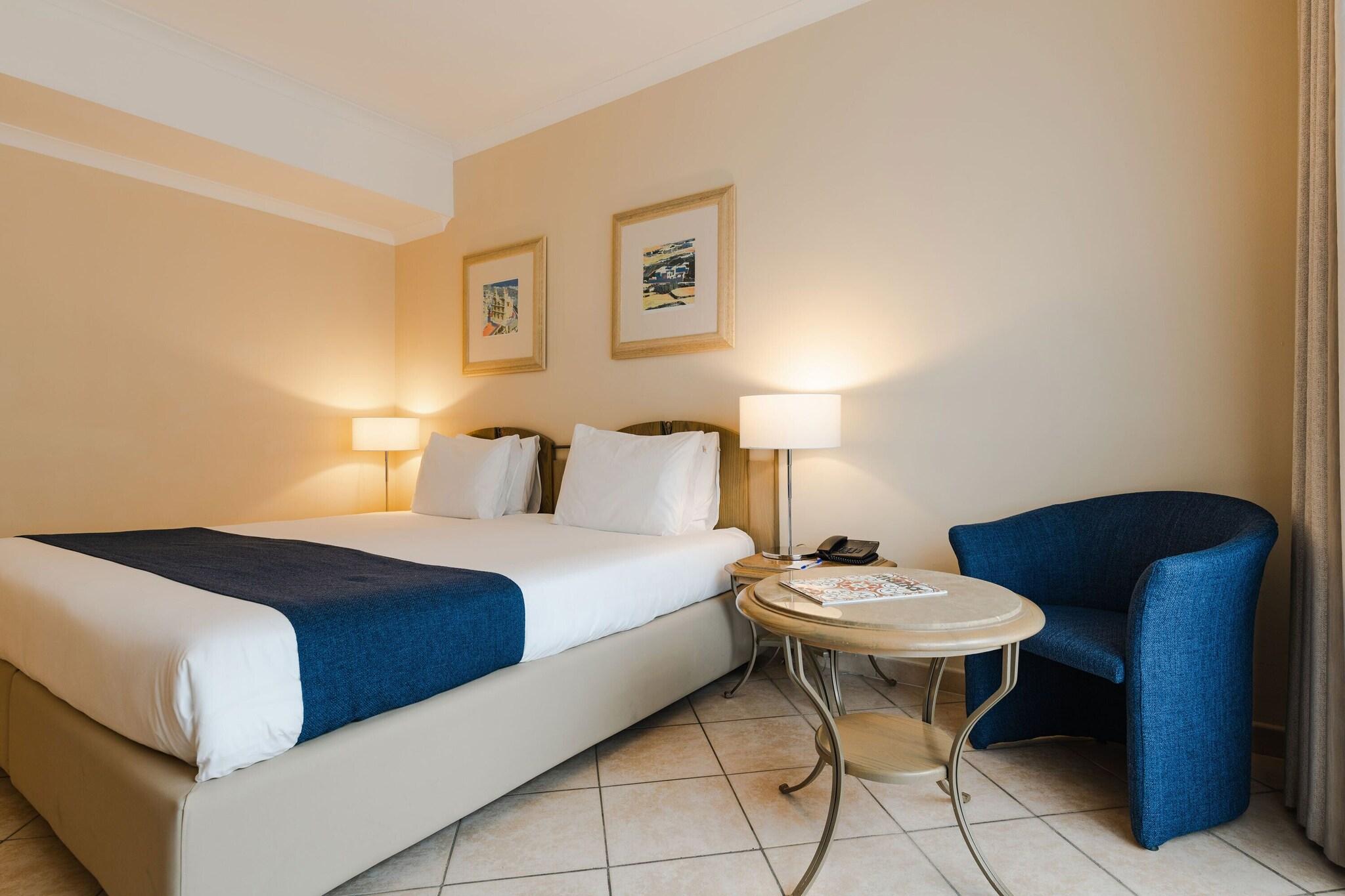 Double or Twin Two Beds