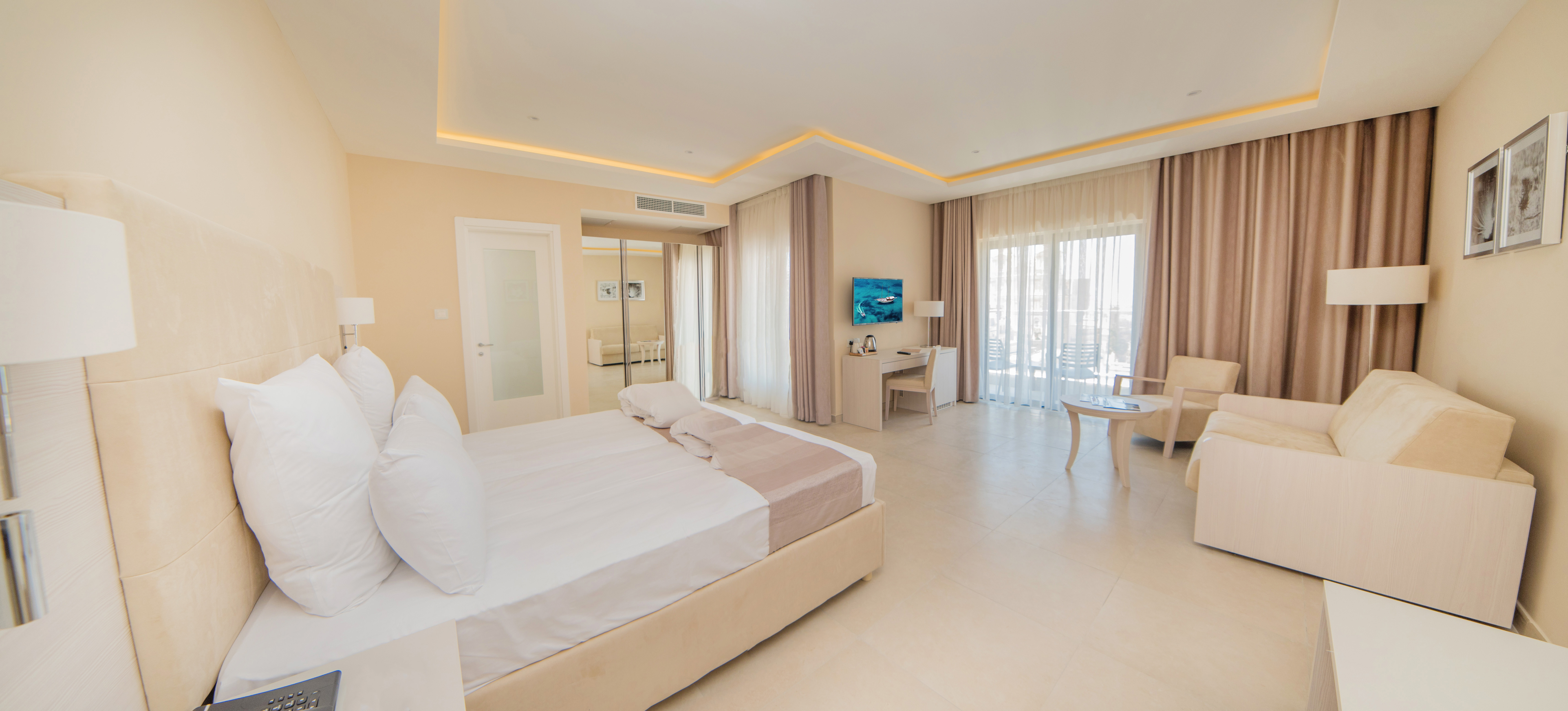 Family Room Prestige