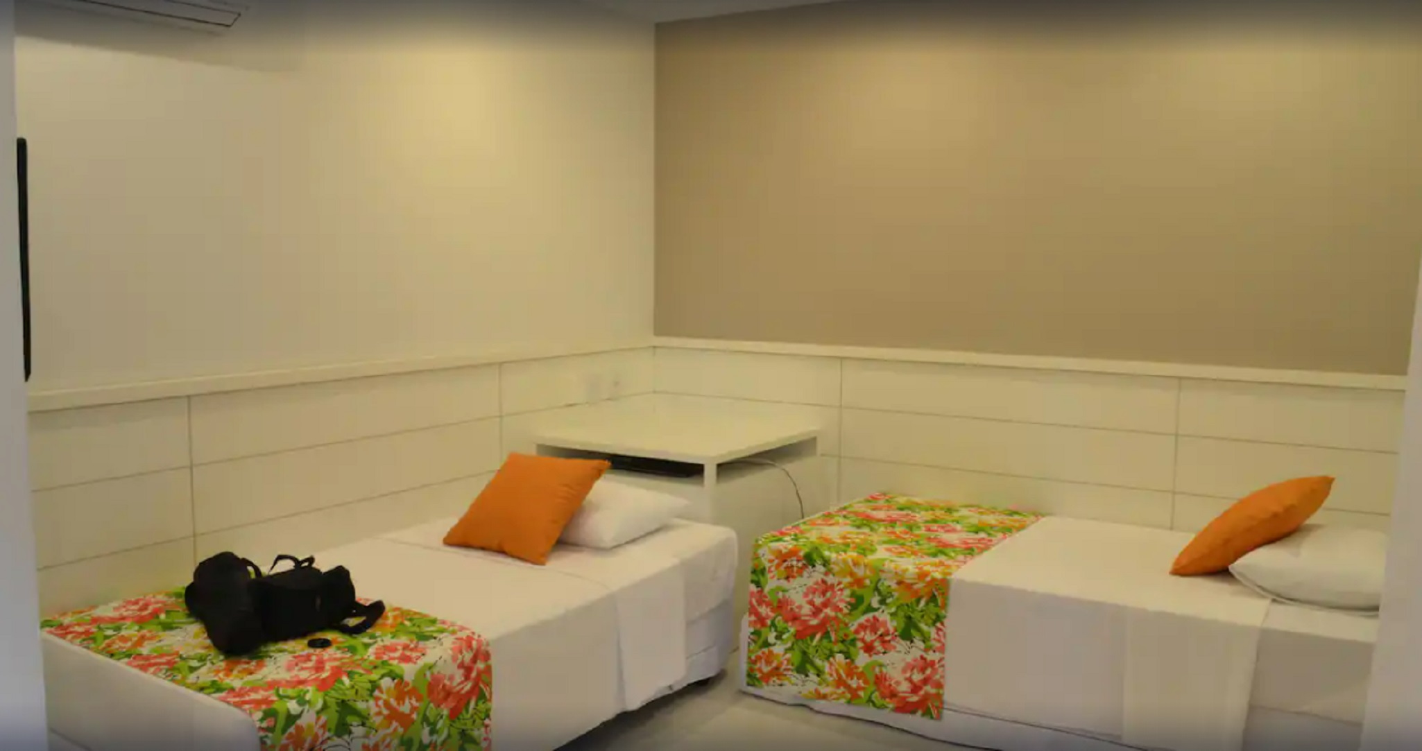 Family Room Capacity 2