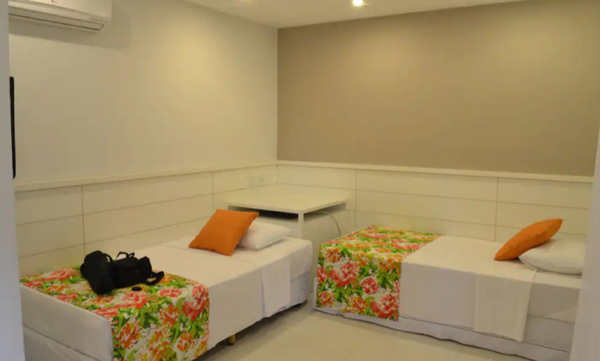 Family Room Capacity 5