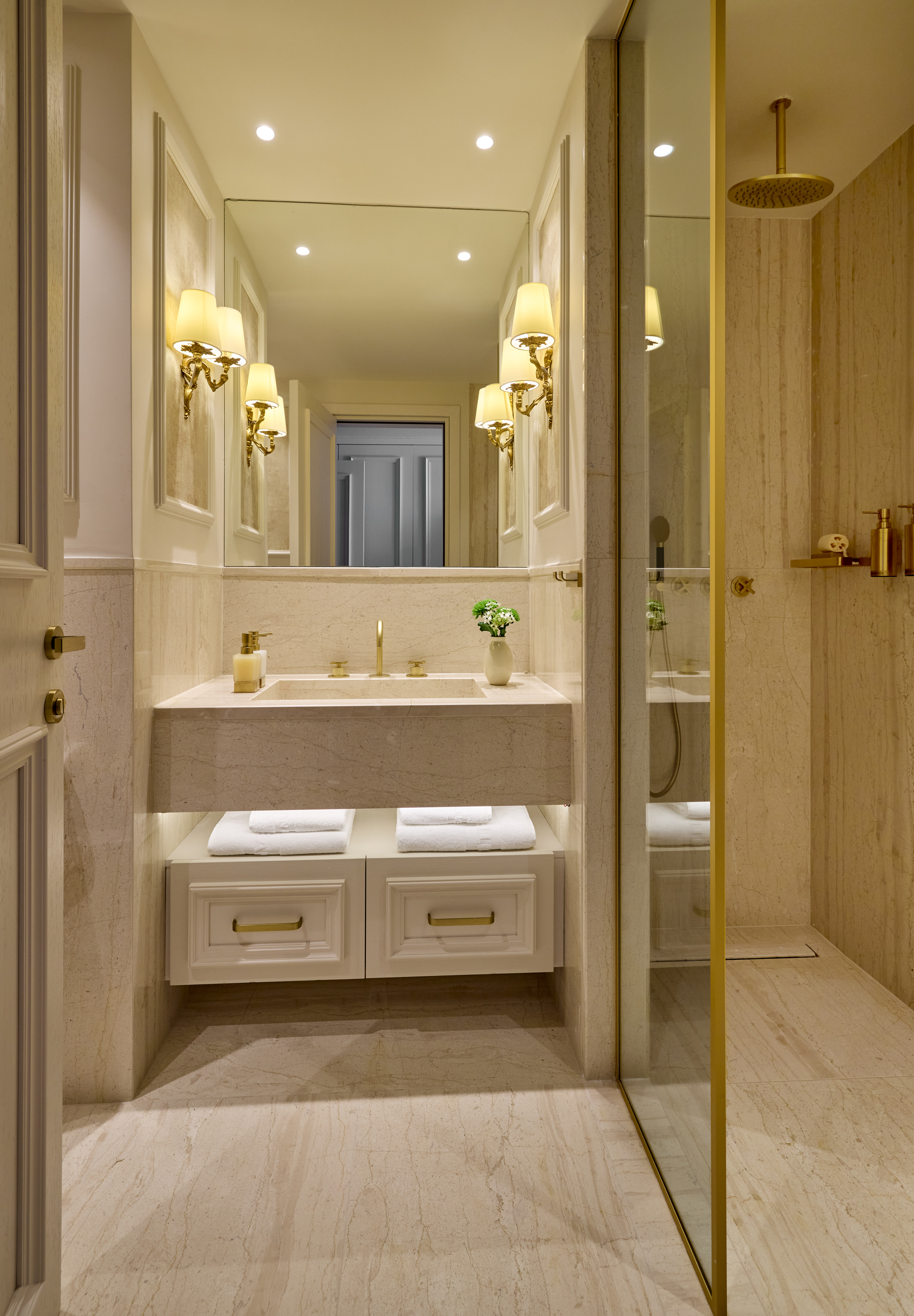 Room Deluxe with Balcony