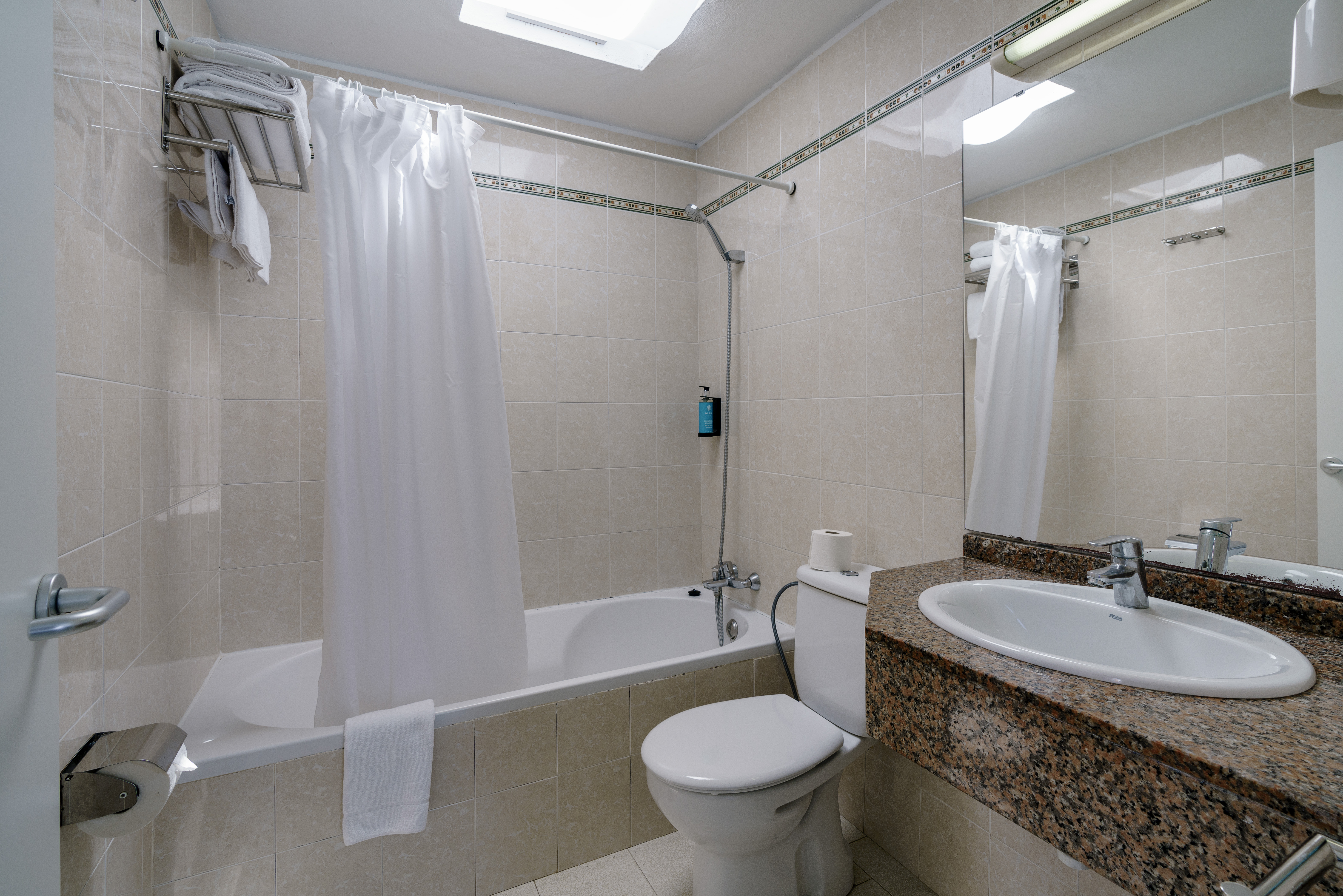 Apartment Capacity 3 Two Bedrooms