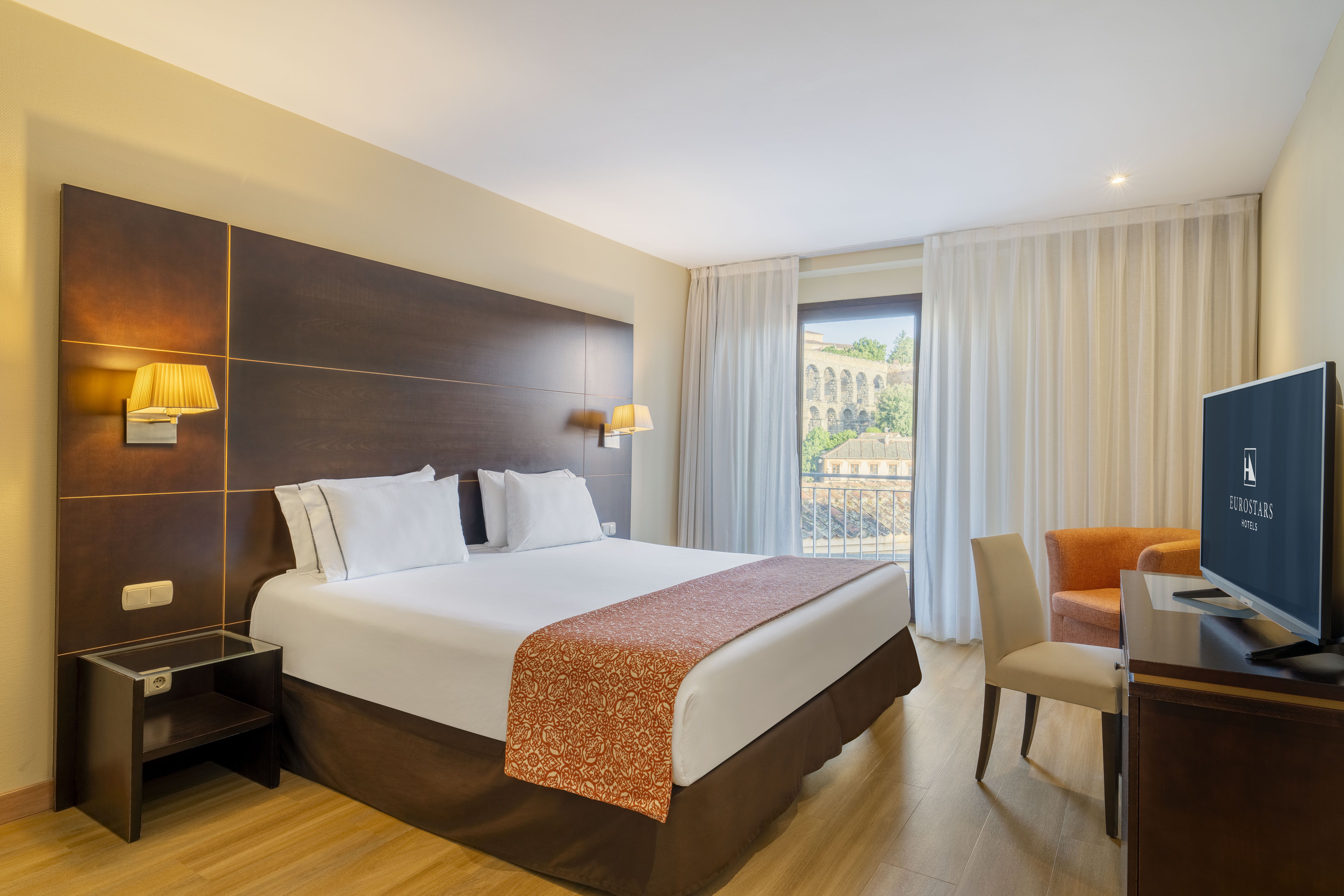 Double or Twin City View