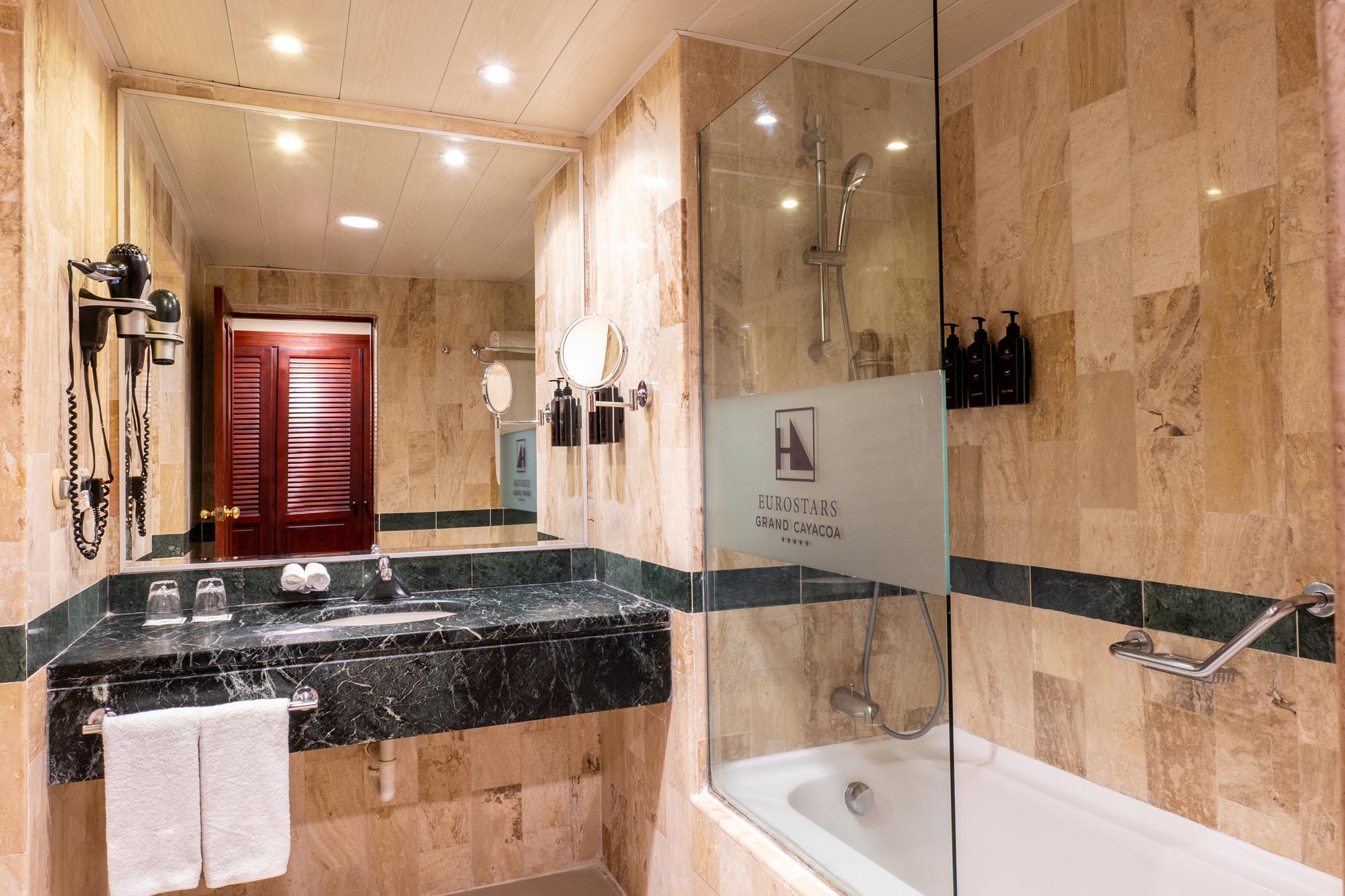 Double or Twin Sea View