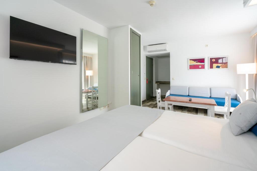 Double or Twin Superior Capacity 3