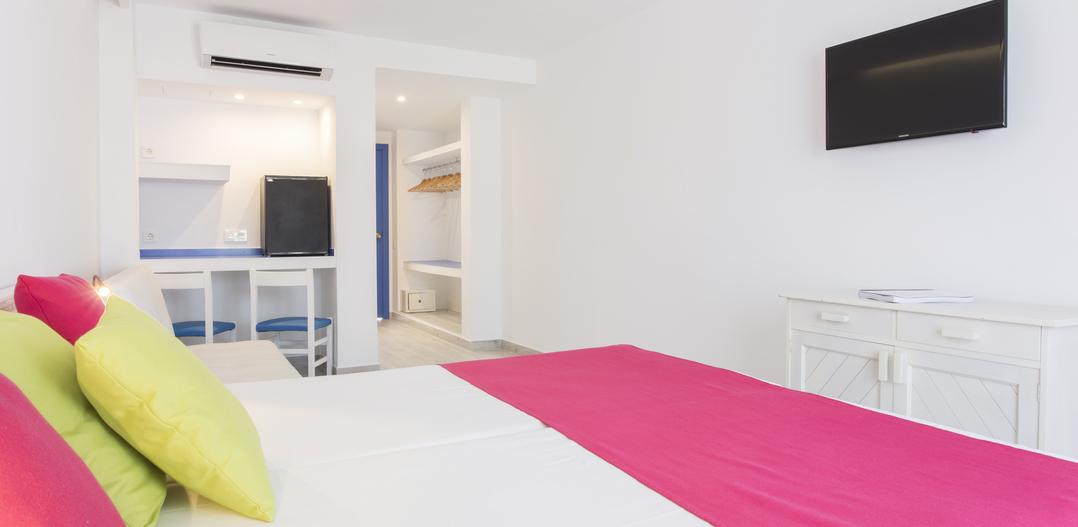 Double or Twin Standard