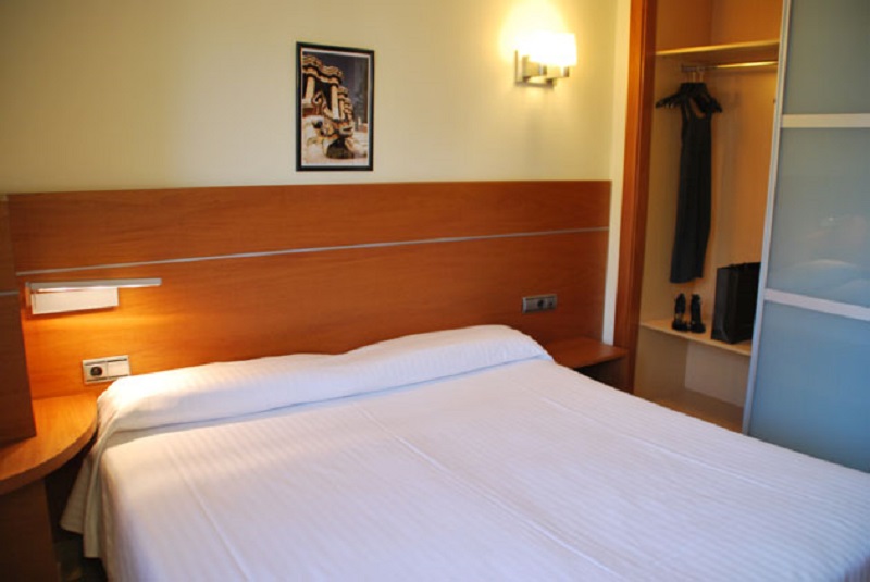 Apartment Capacity 1