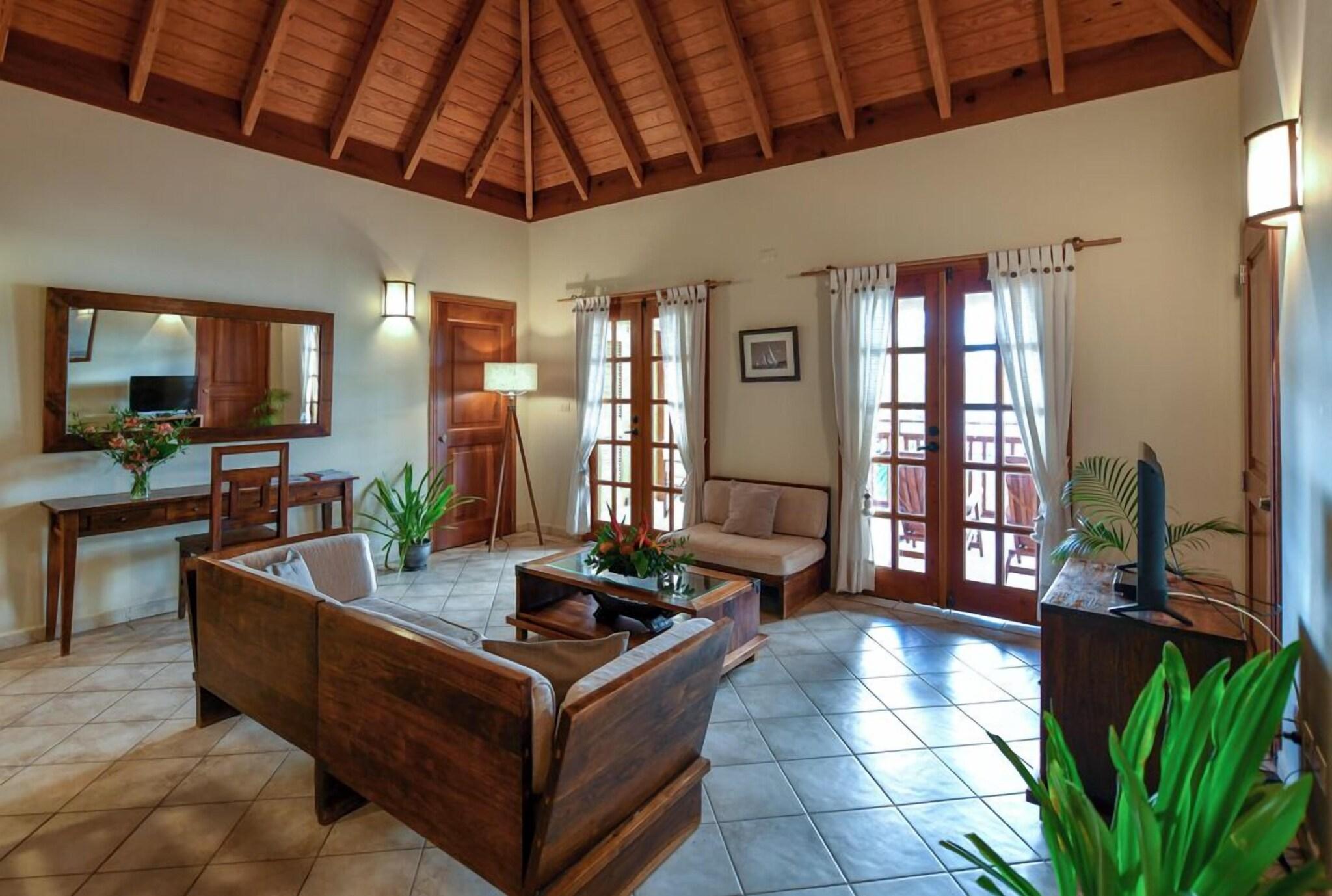 Suite with Kitchenette with Views