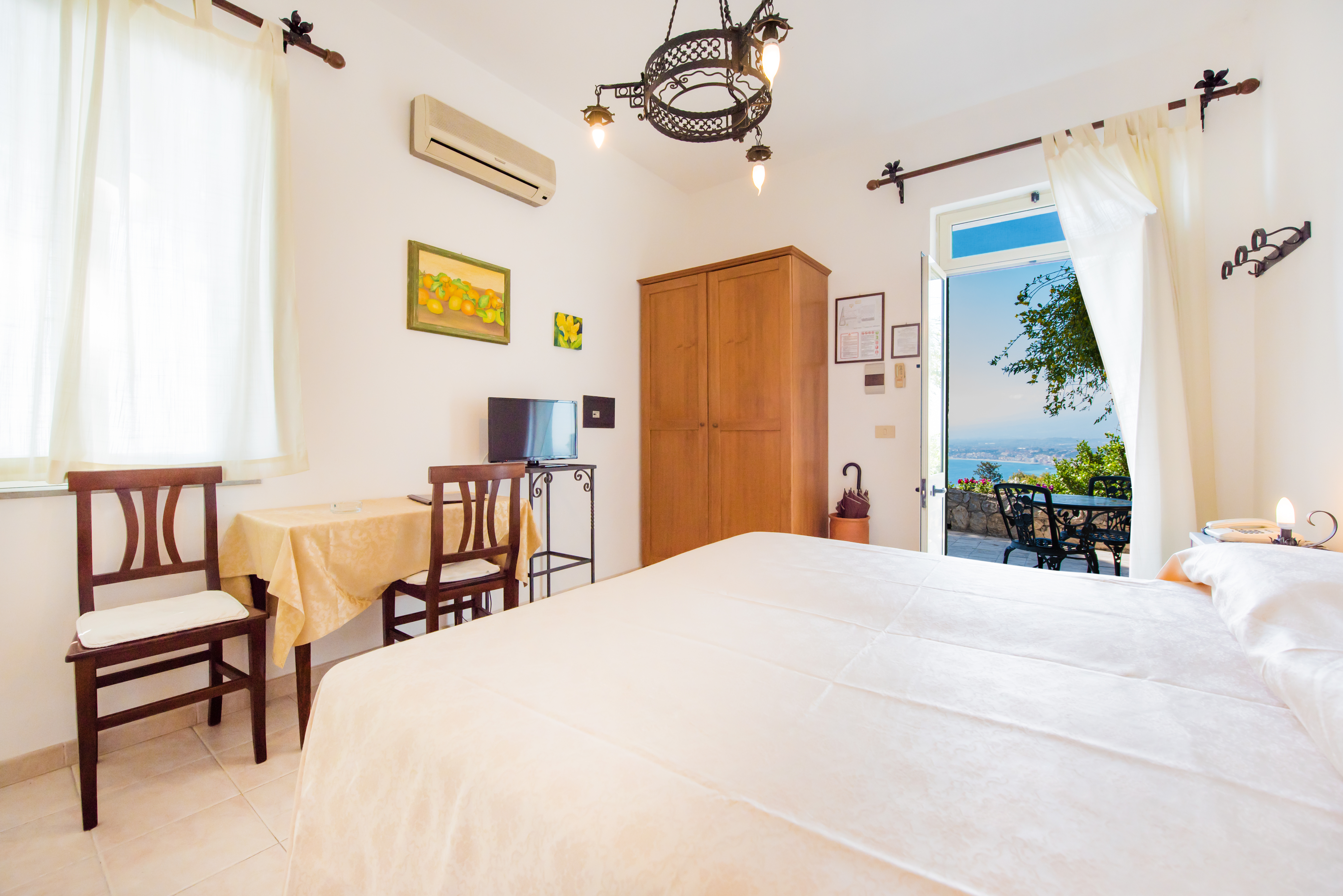 Double or Twin Sea View