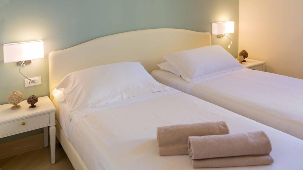 Double Single Deluxe