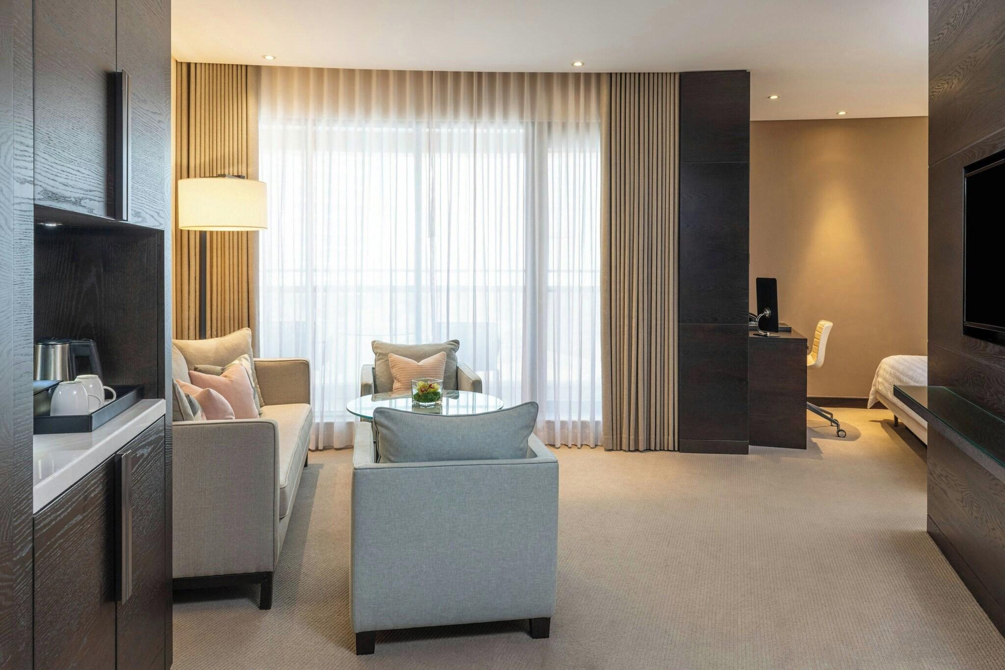 Double Superior King Bed