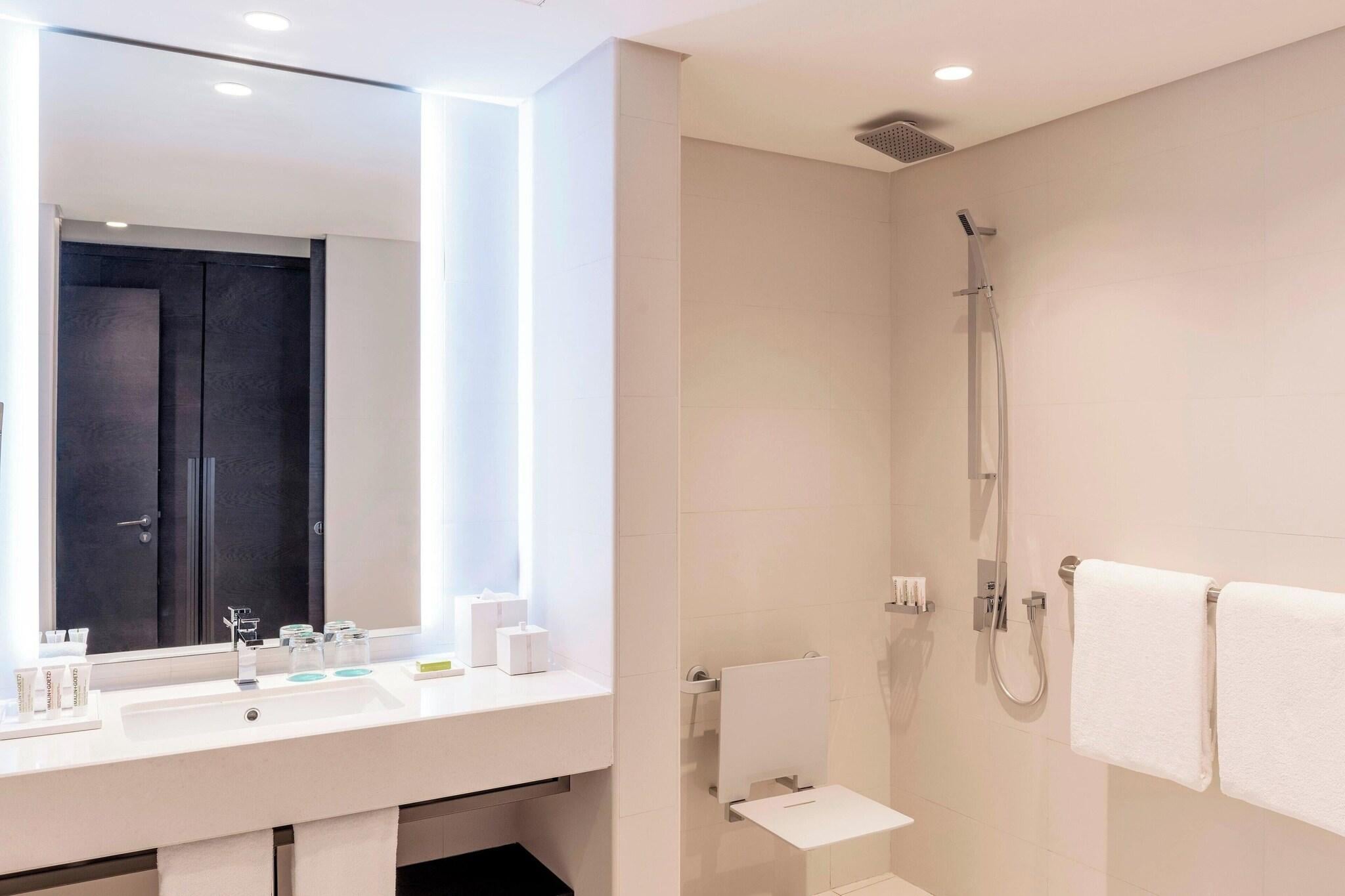 Twin Smoking with Views