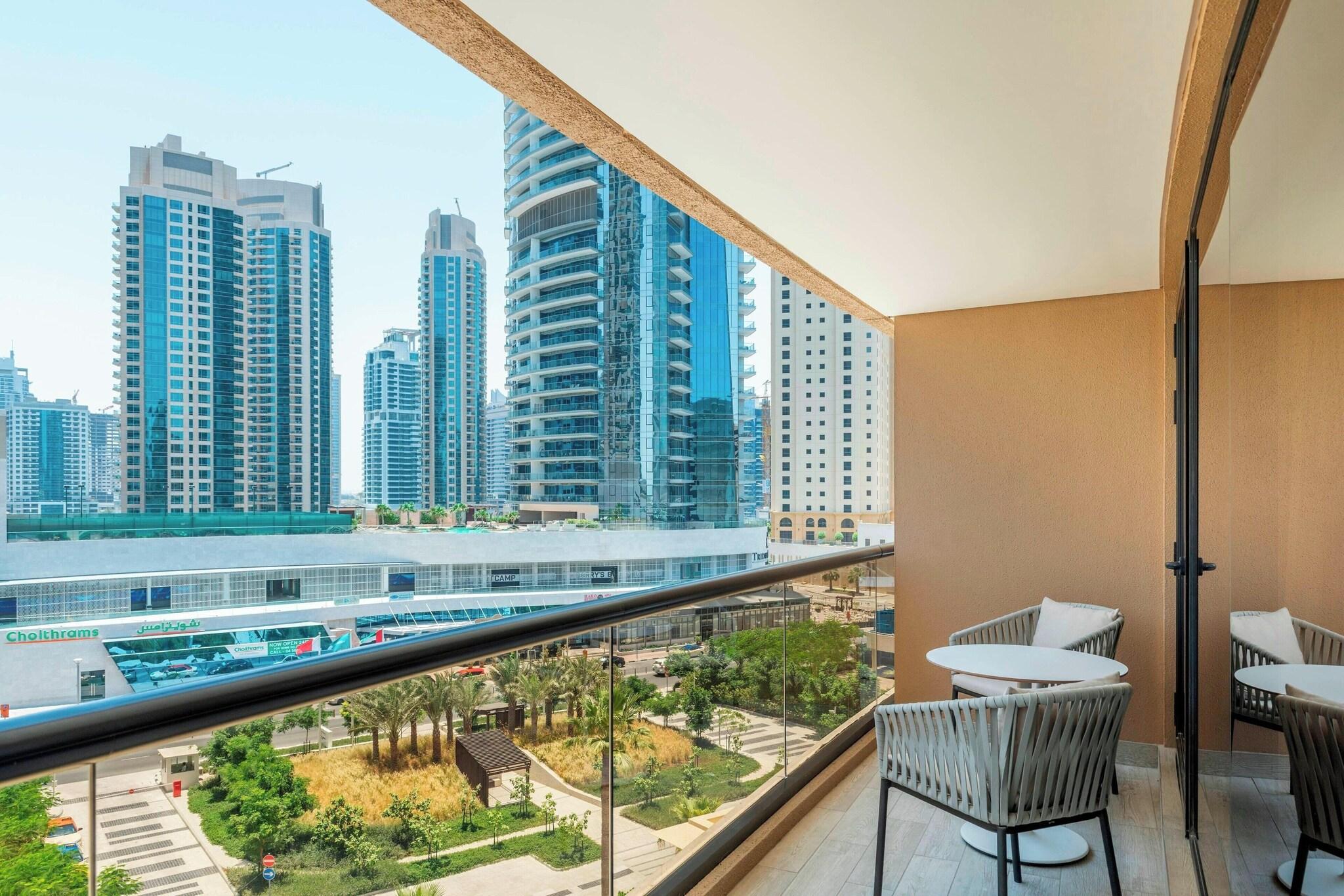 Twin Deluxe with Balcony