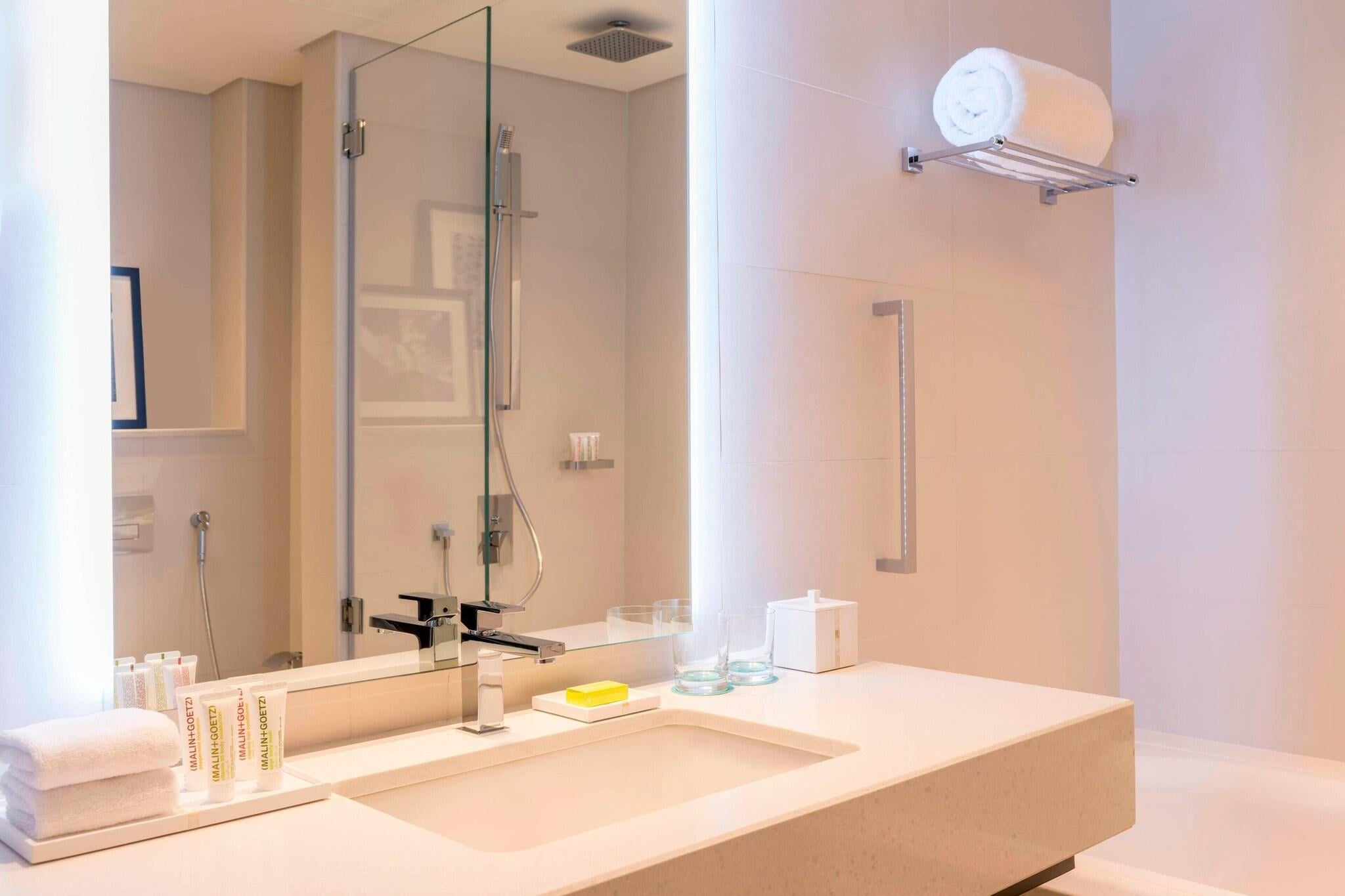 Double Deluxe Sea View