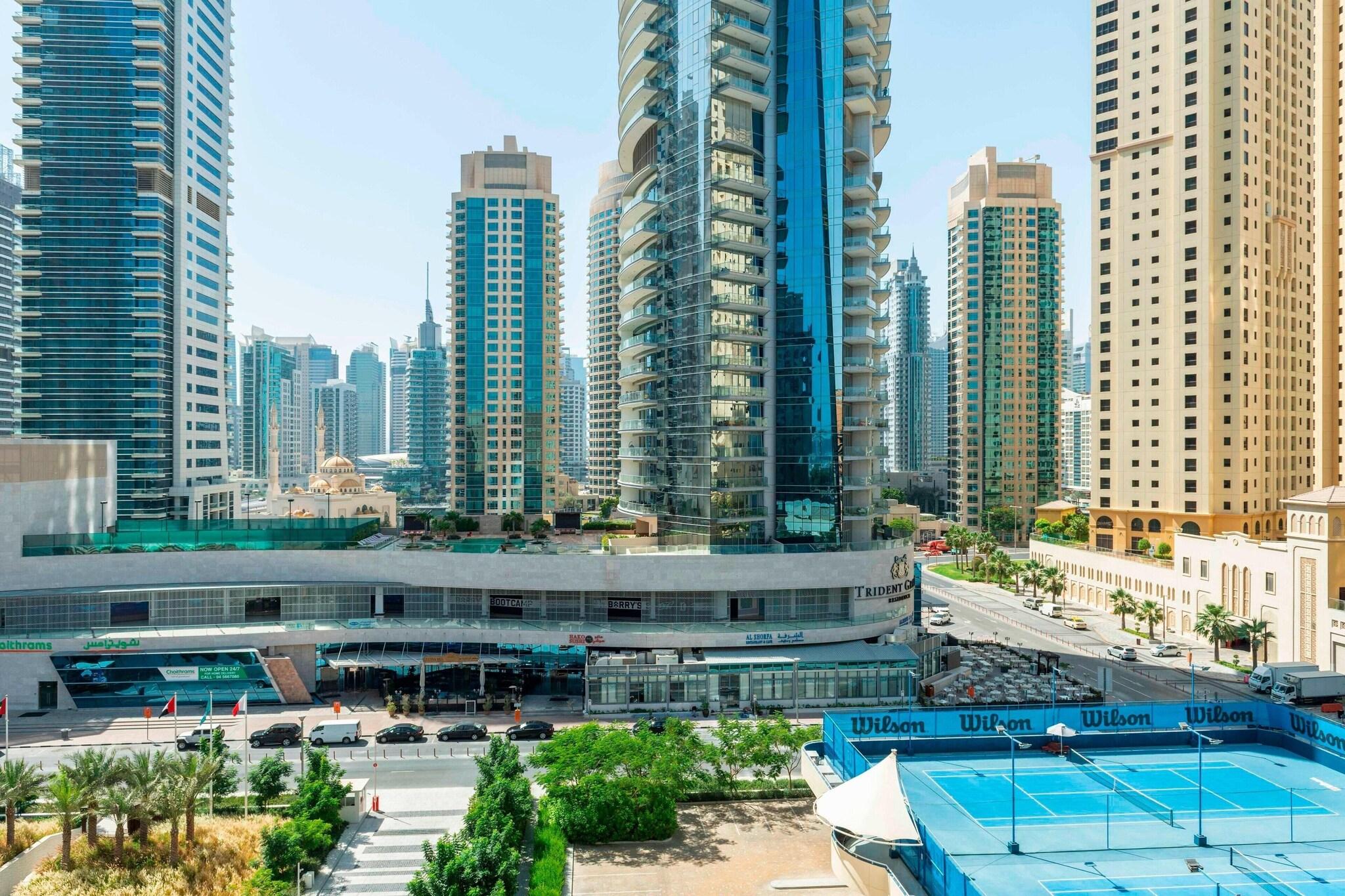 Twin Deluxe City View