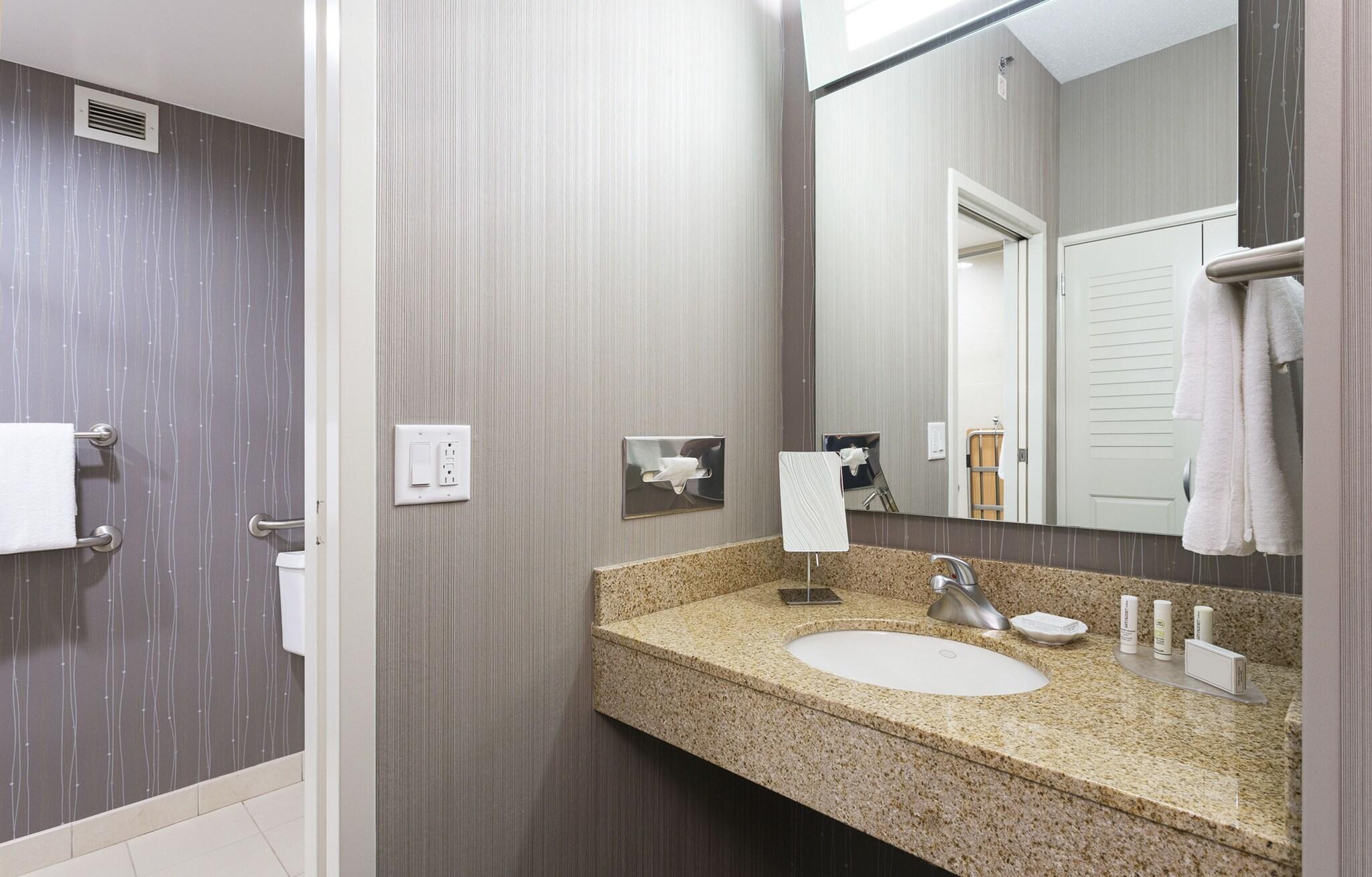 Suite Two Double Beds One Bedroom 