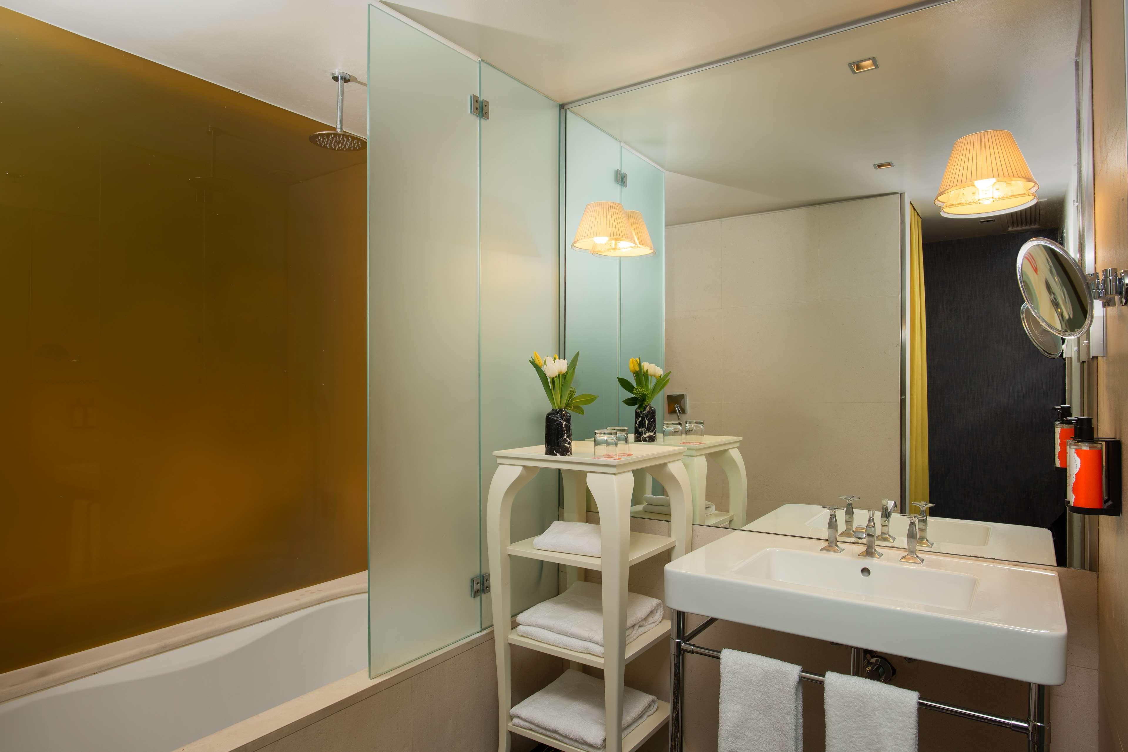 Family Room Capacity 4