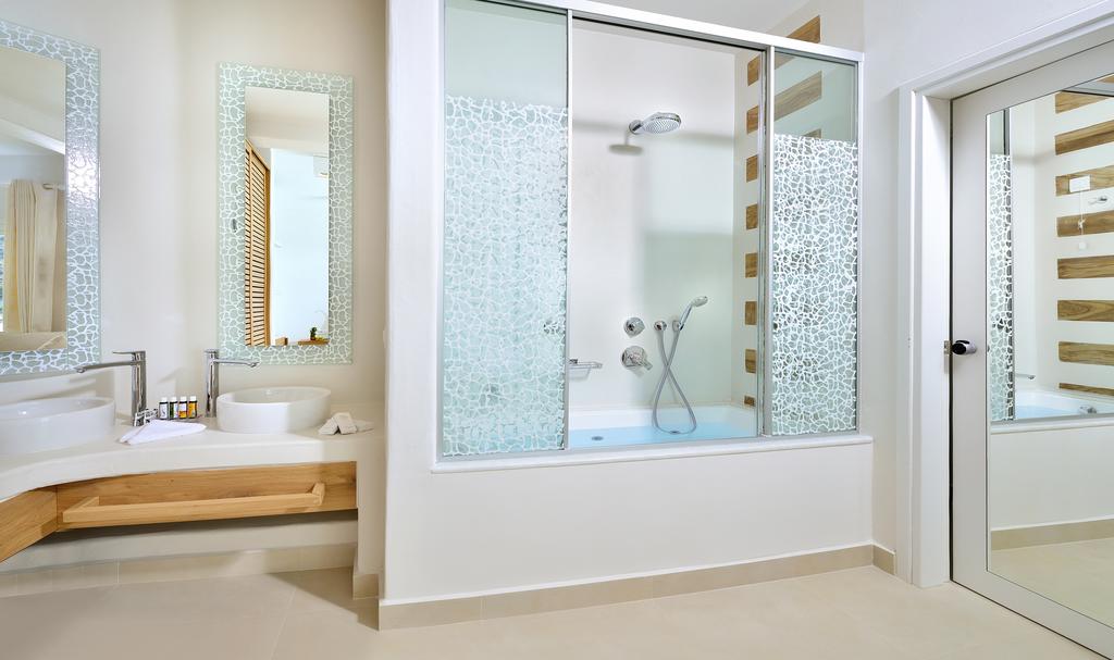 Junior Suite with Jacuzzi