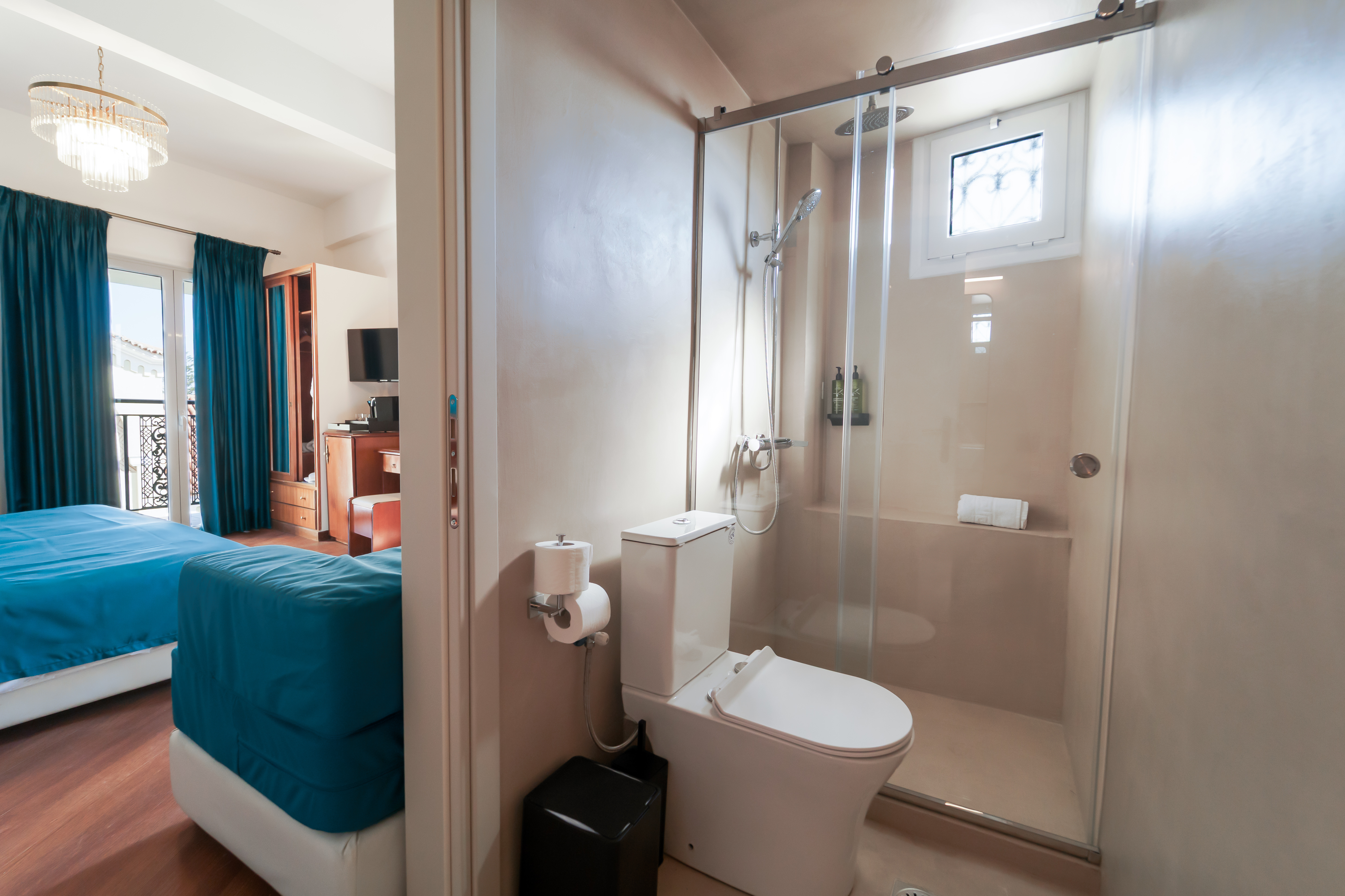 Double or Twin Deluxe