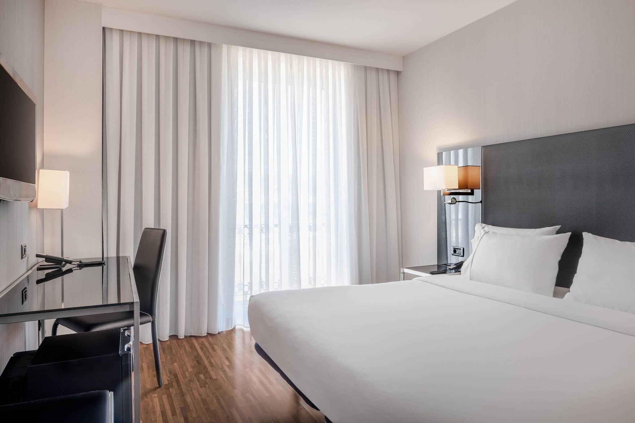 Double Ocean View King Bed