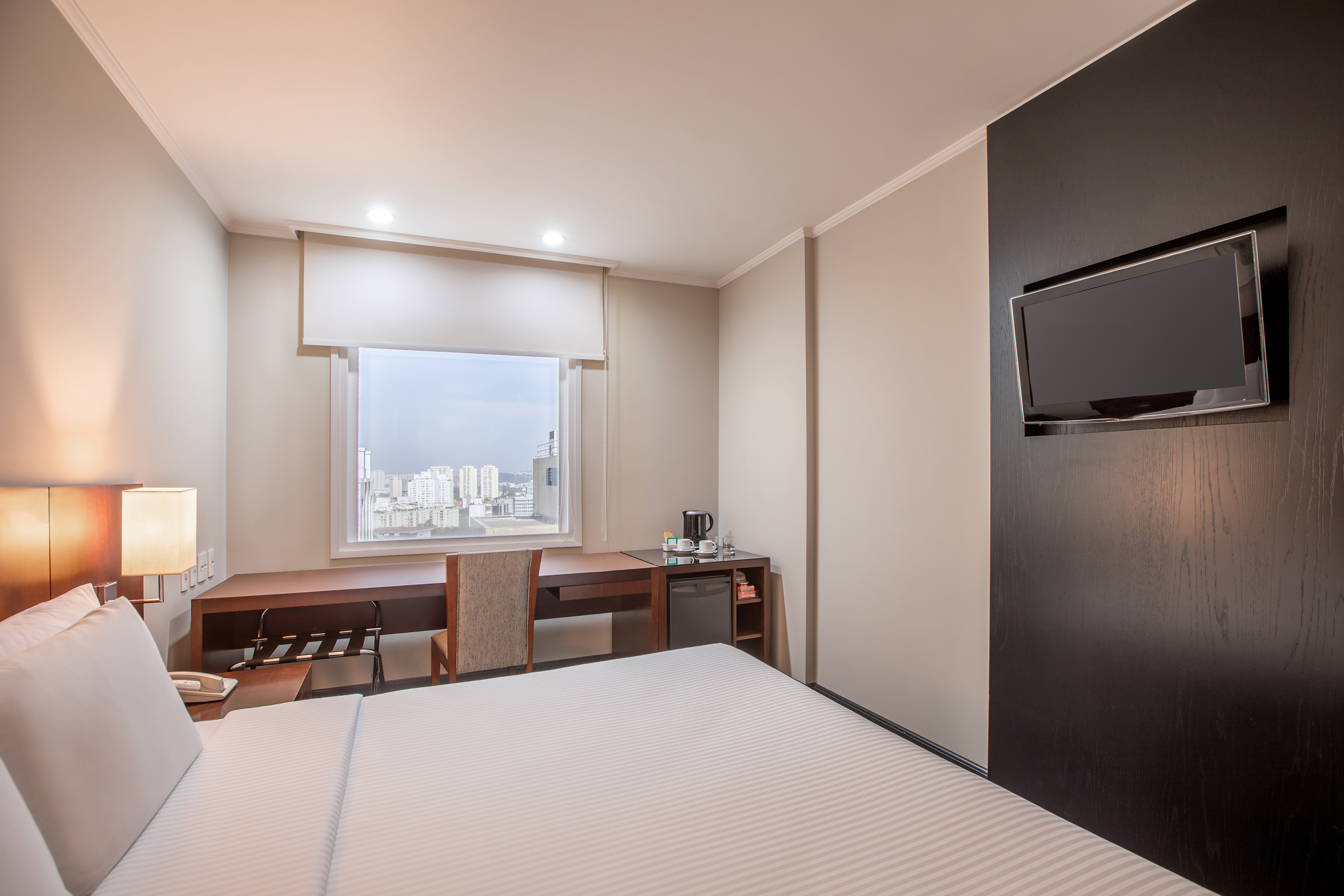 Double Premium Queen Bed