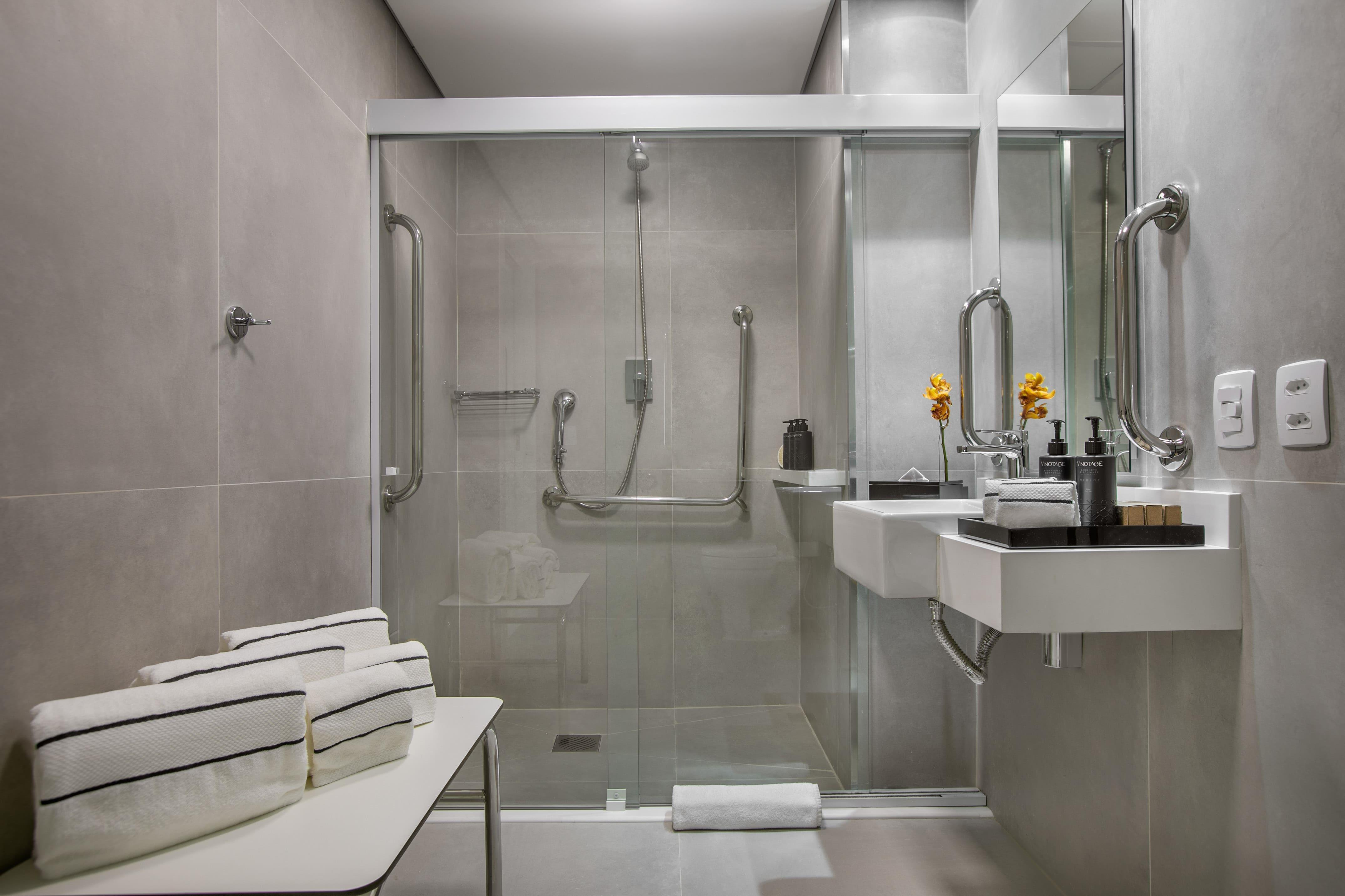 Double or Twin Accessible