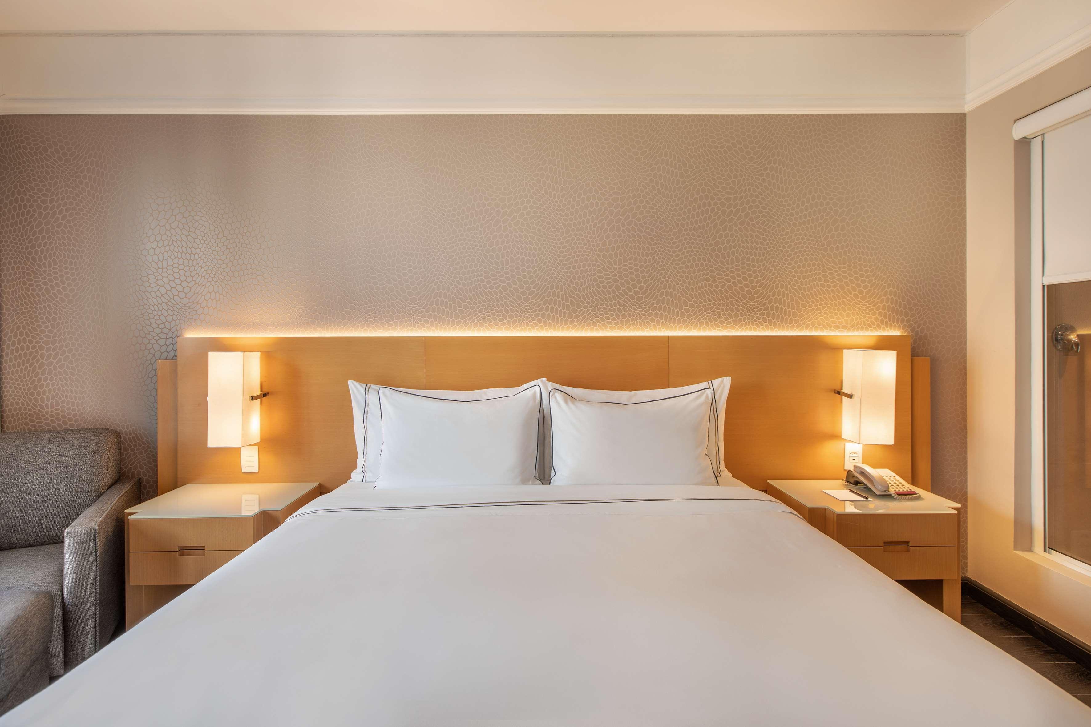 Double Queen Size Bed