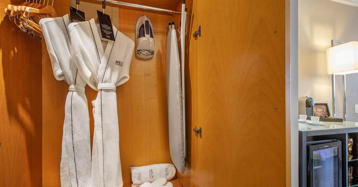 Double Queen Size Bed