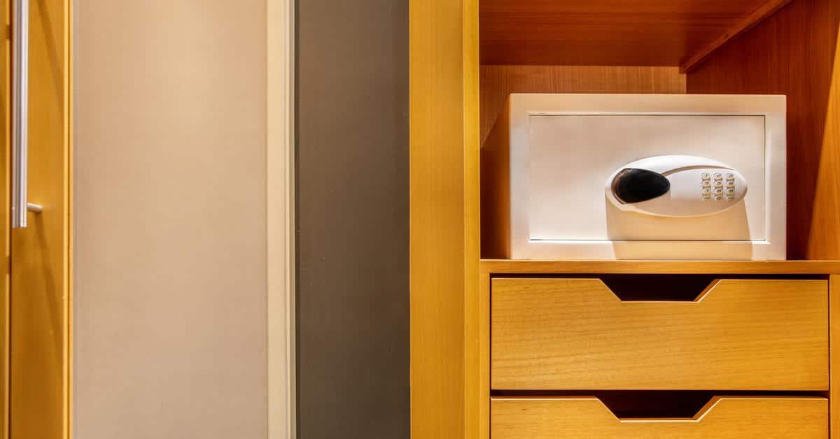 Double Queen Size Bed