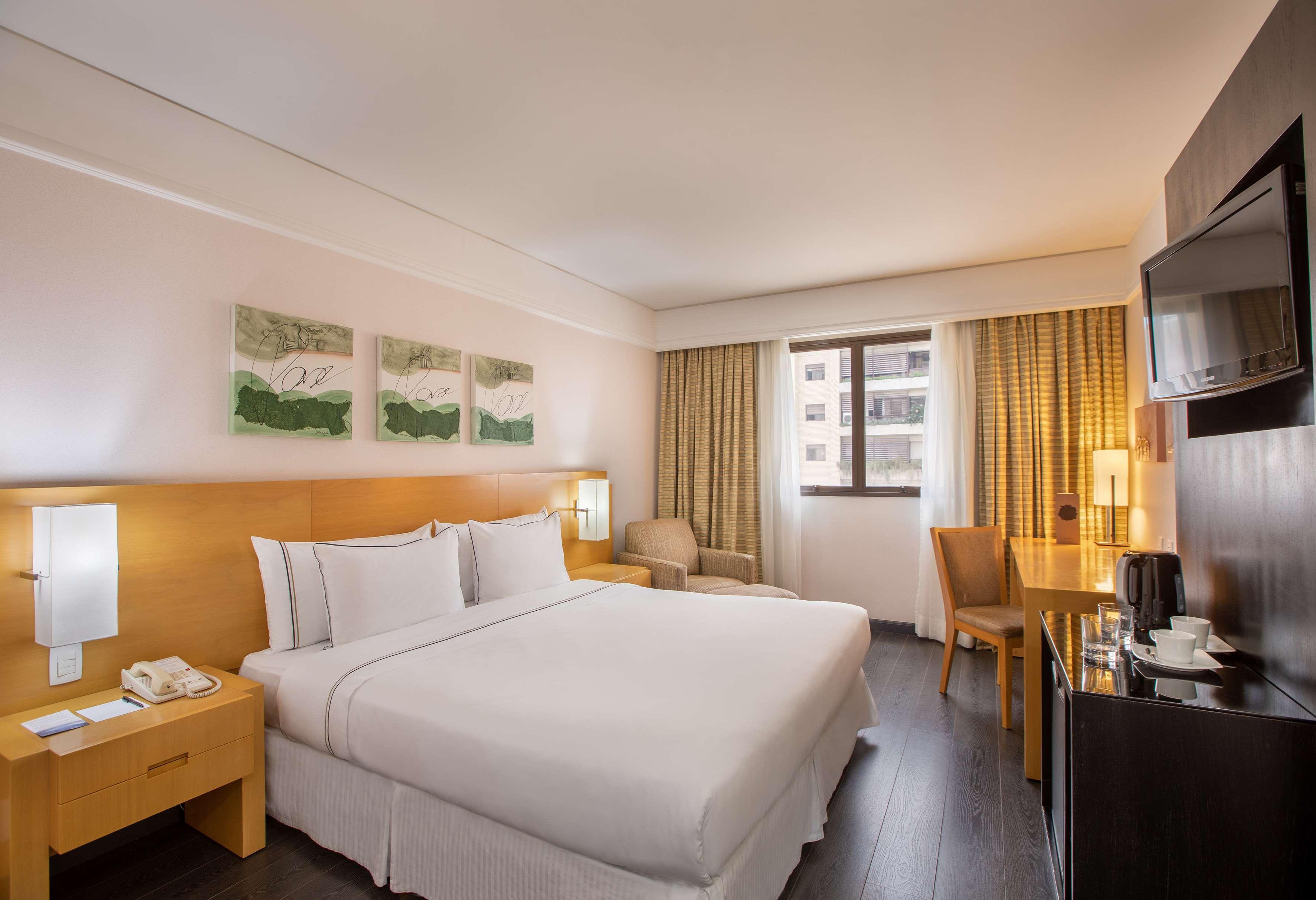 Double Premium Queen Bed