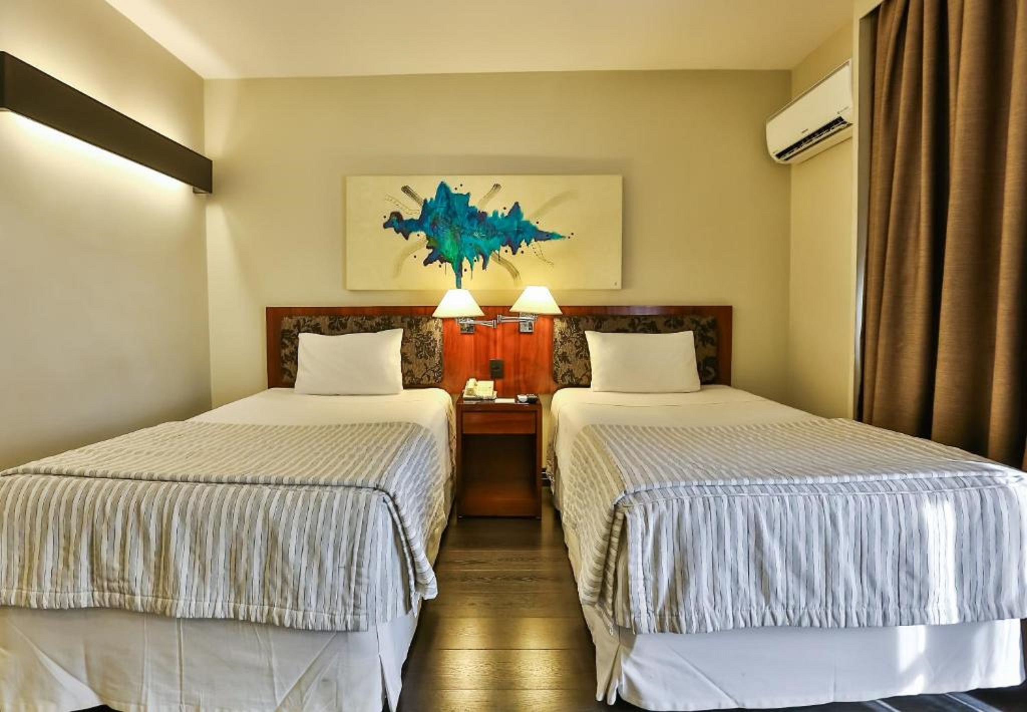 Double or Twin Superior