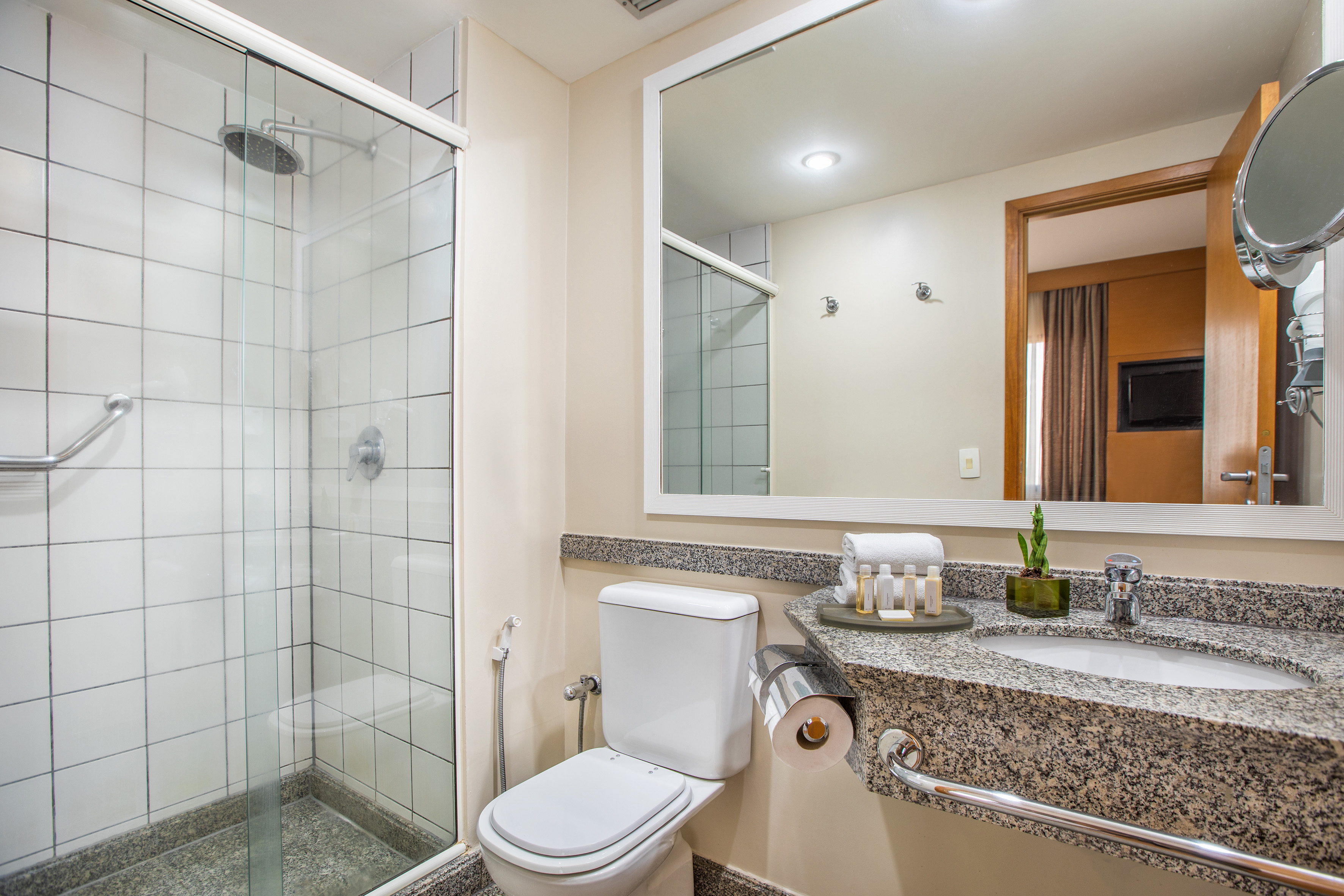 Double Premium Queen Bed