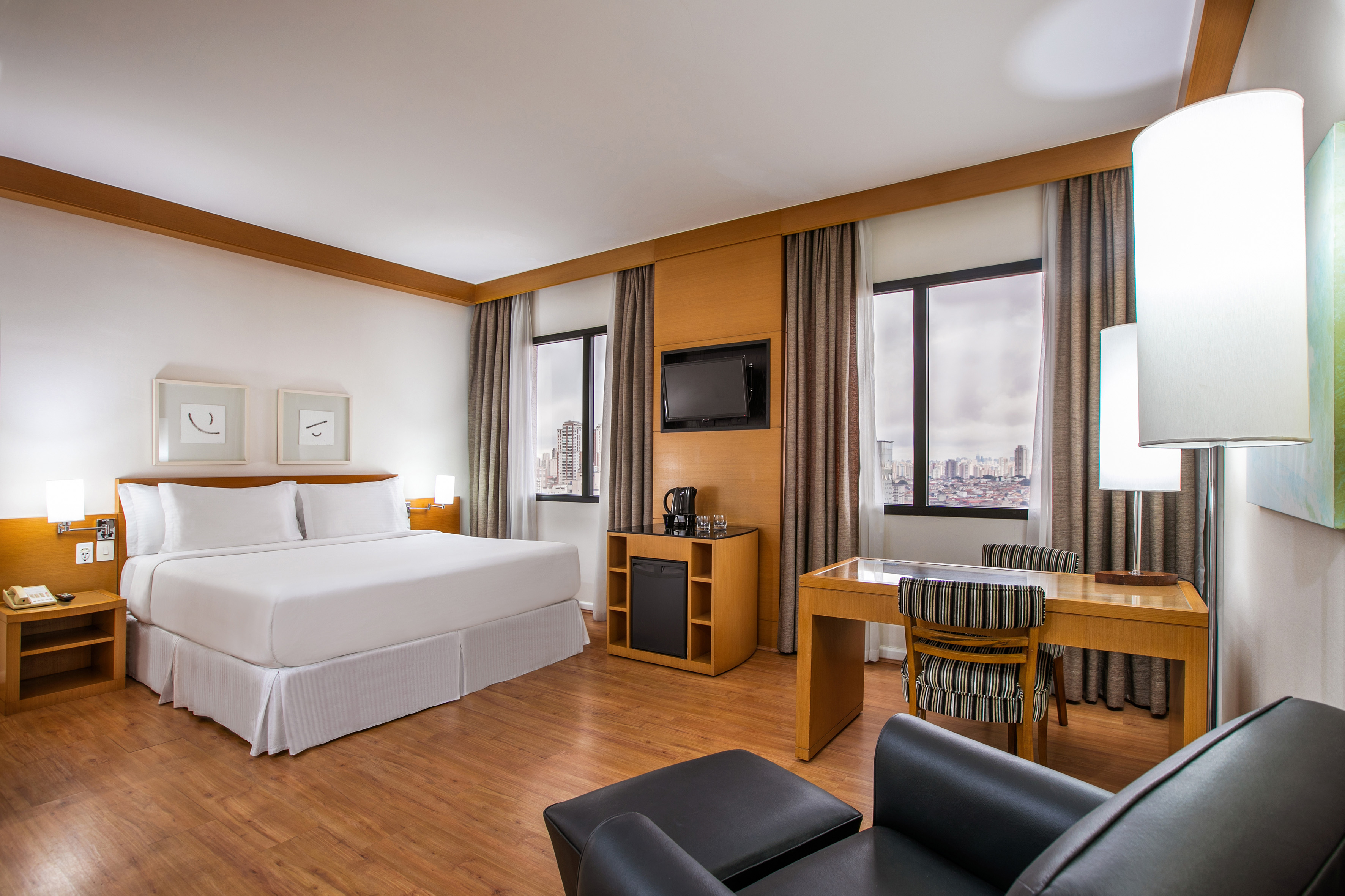 Double Premium Queen Bed