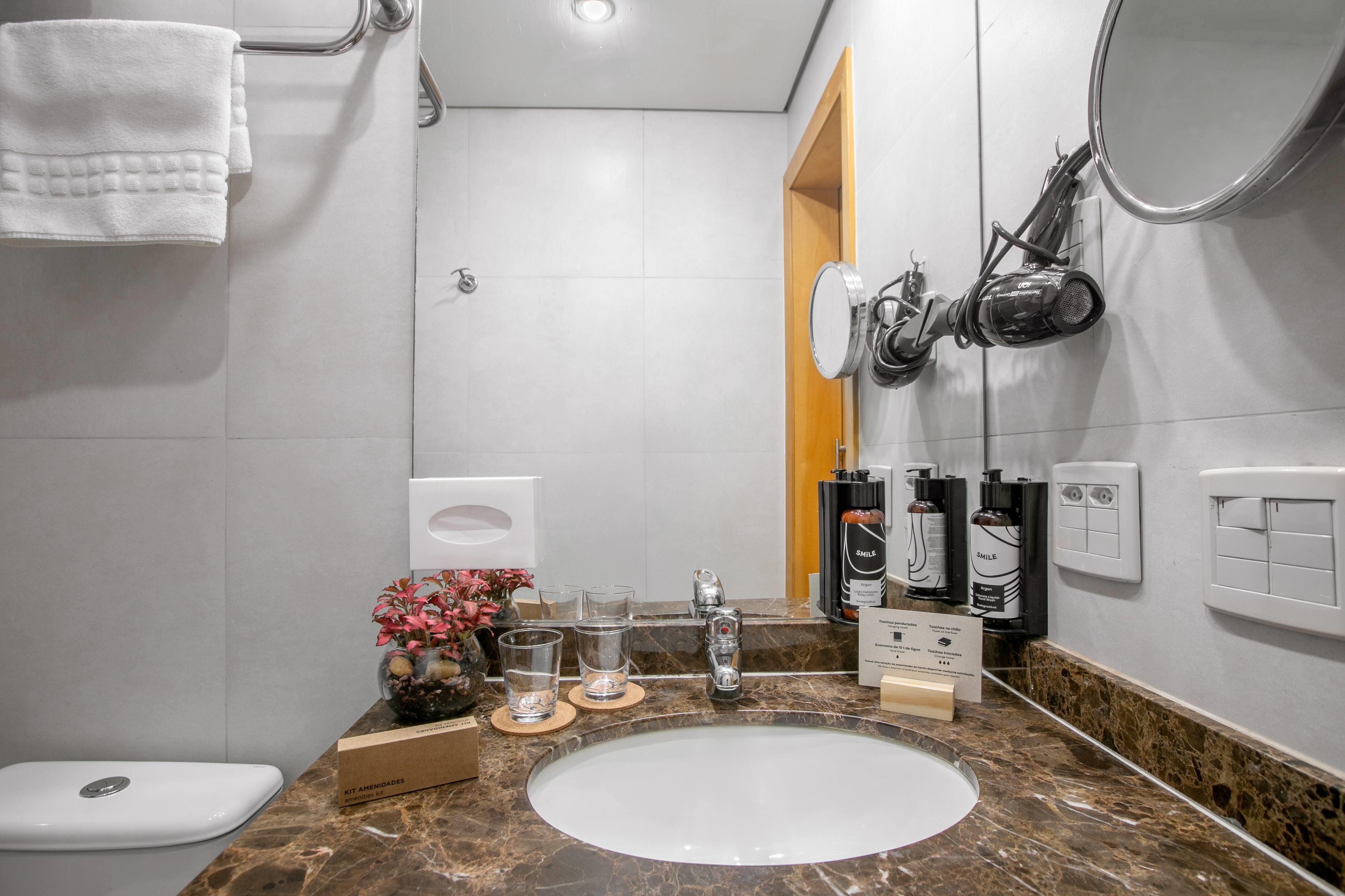 Double Queen Size Bed