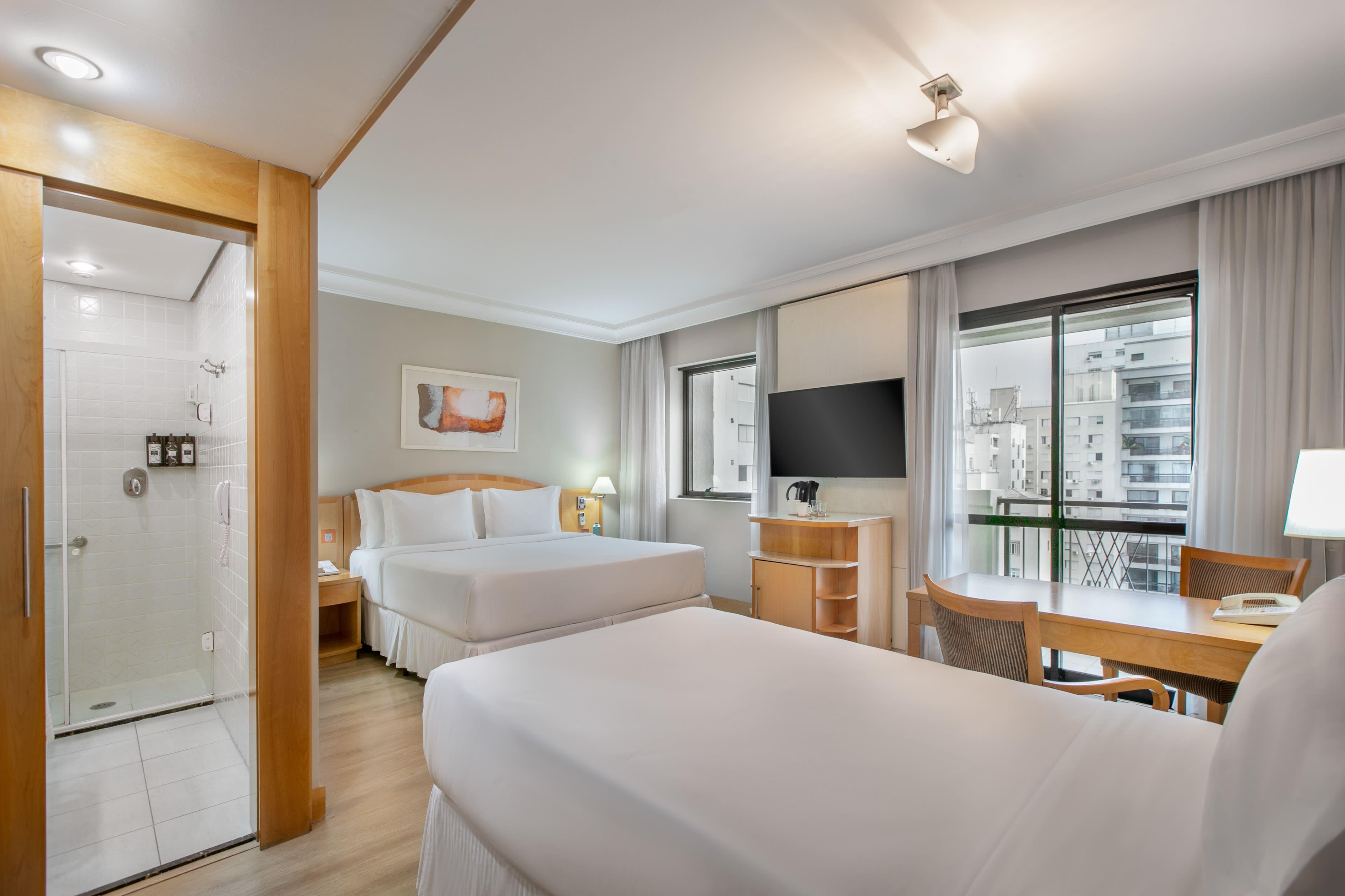 Triple Queen Size Bed