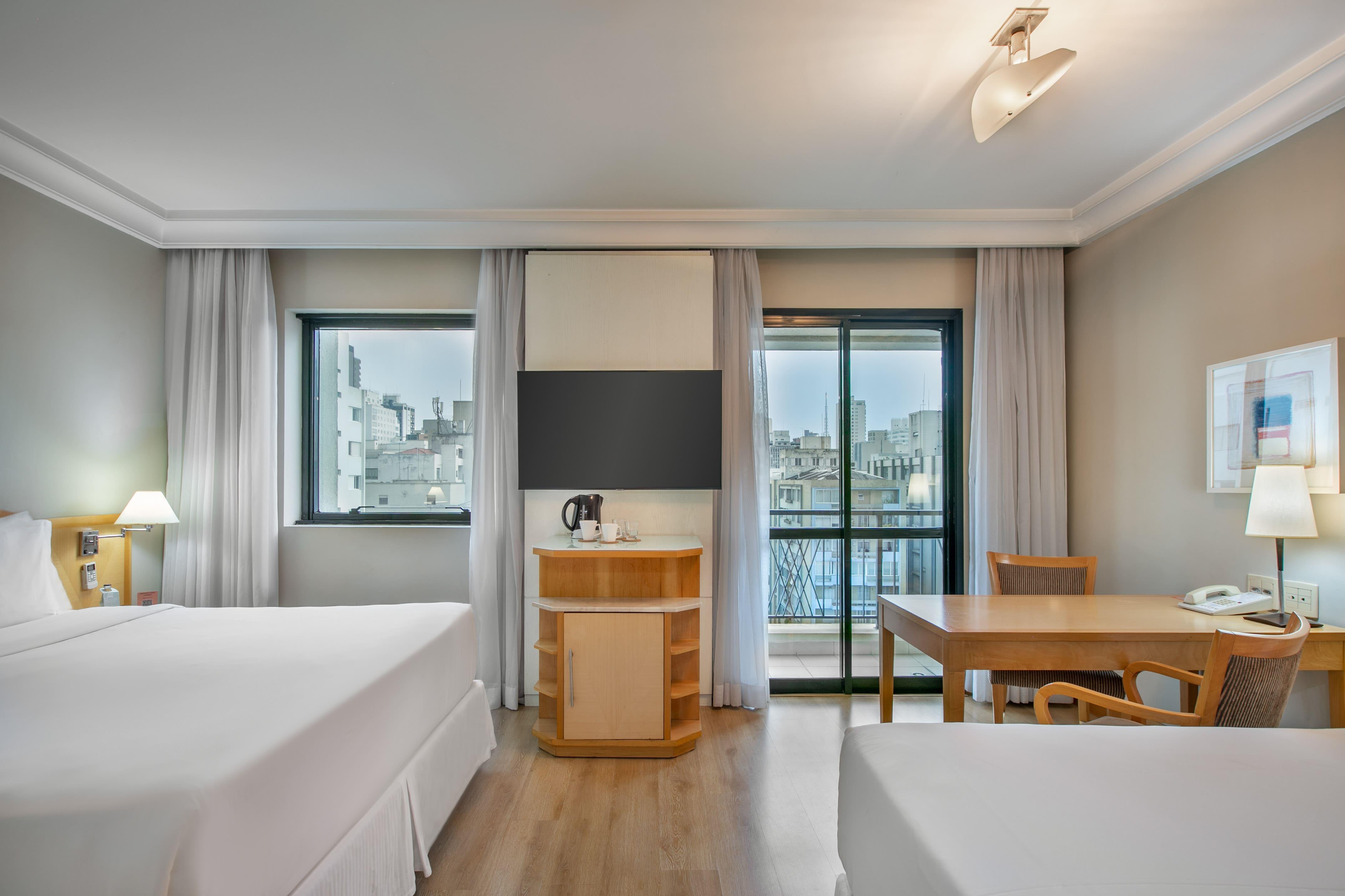 Triple Queen Size Bed