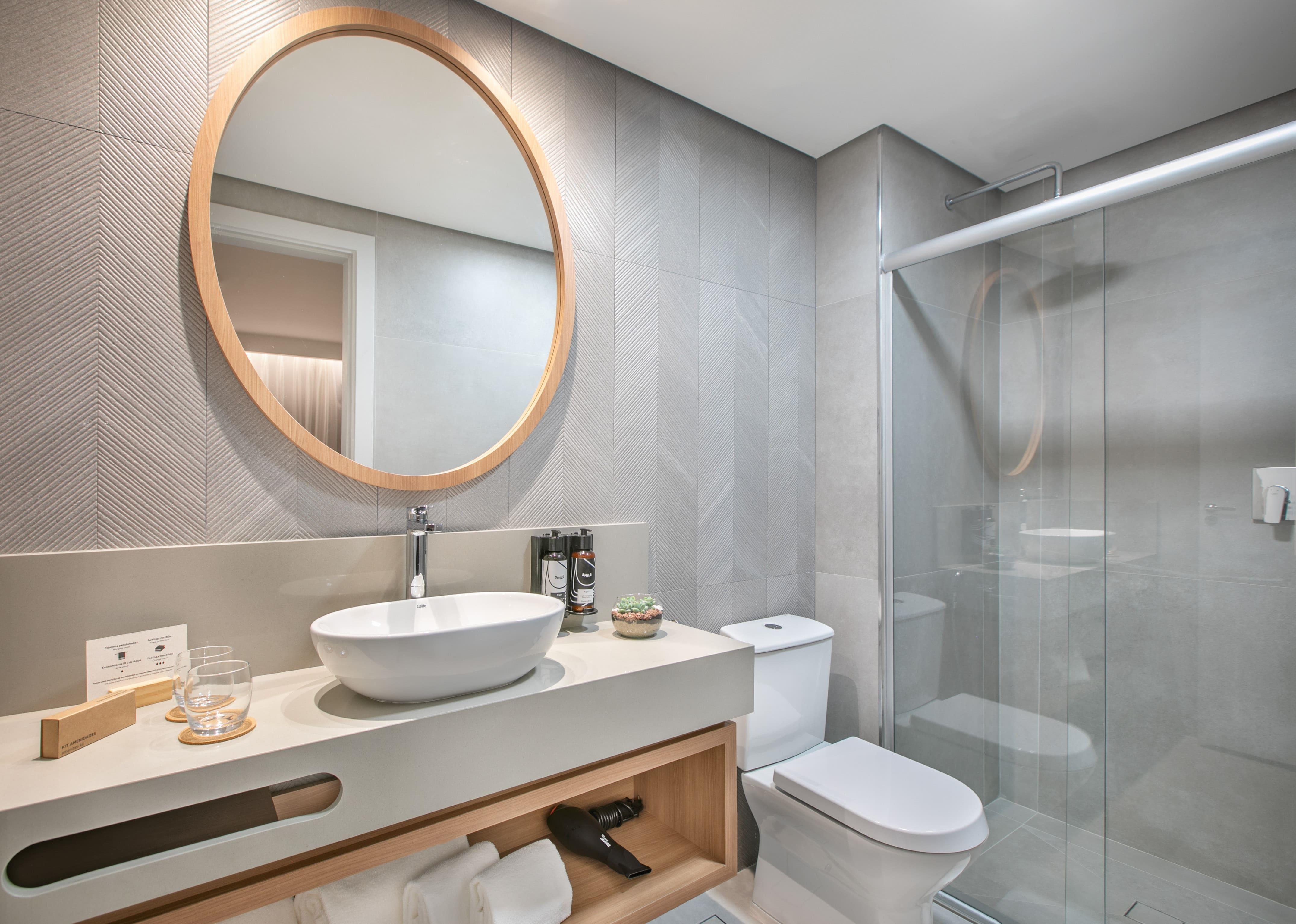 Studio Queen Size Bed