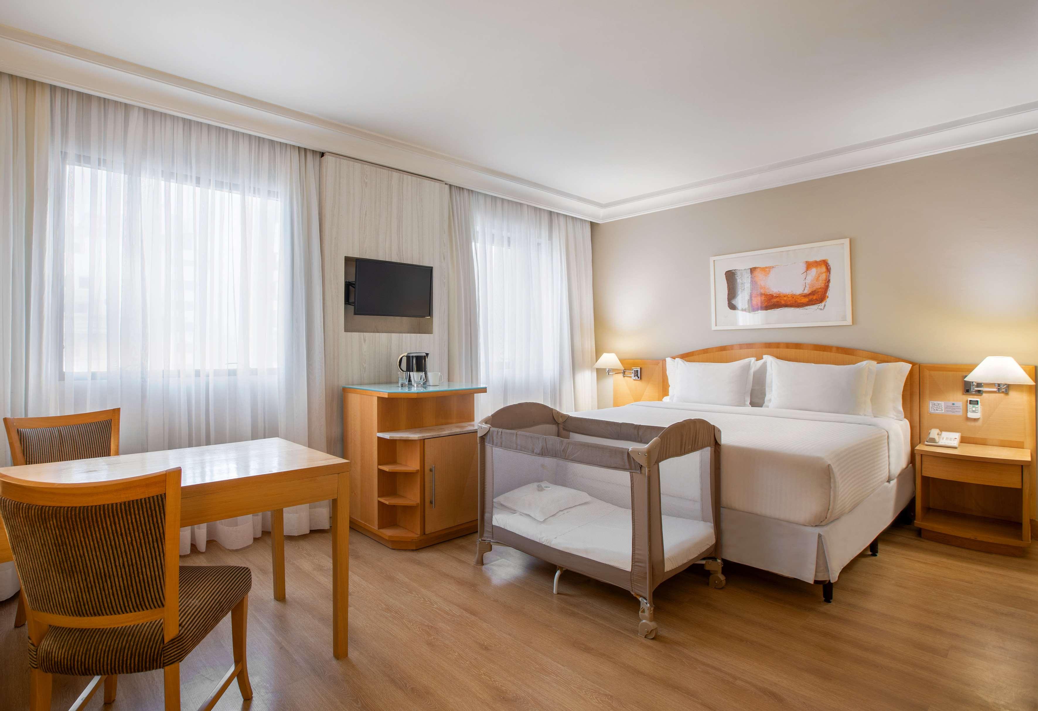 Double Premium Queen Bed