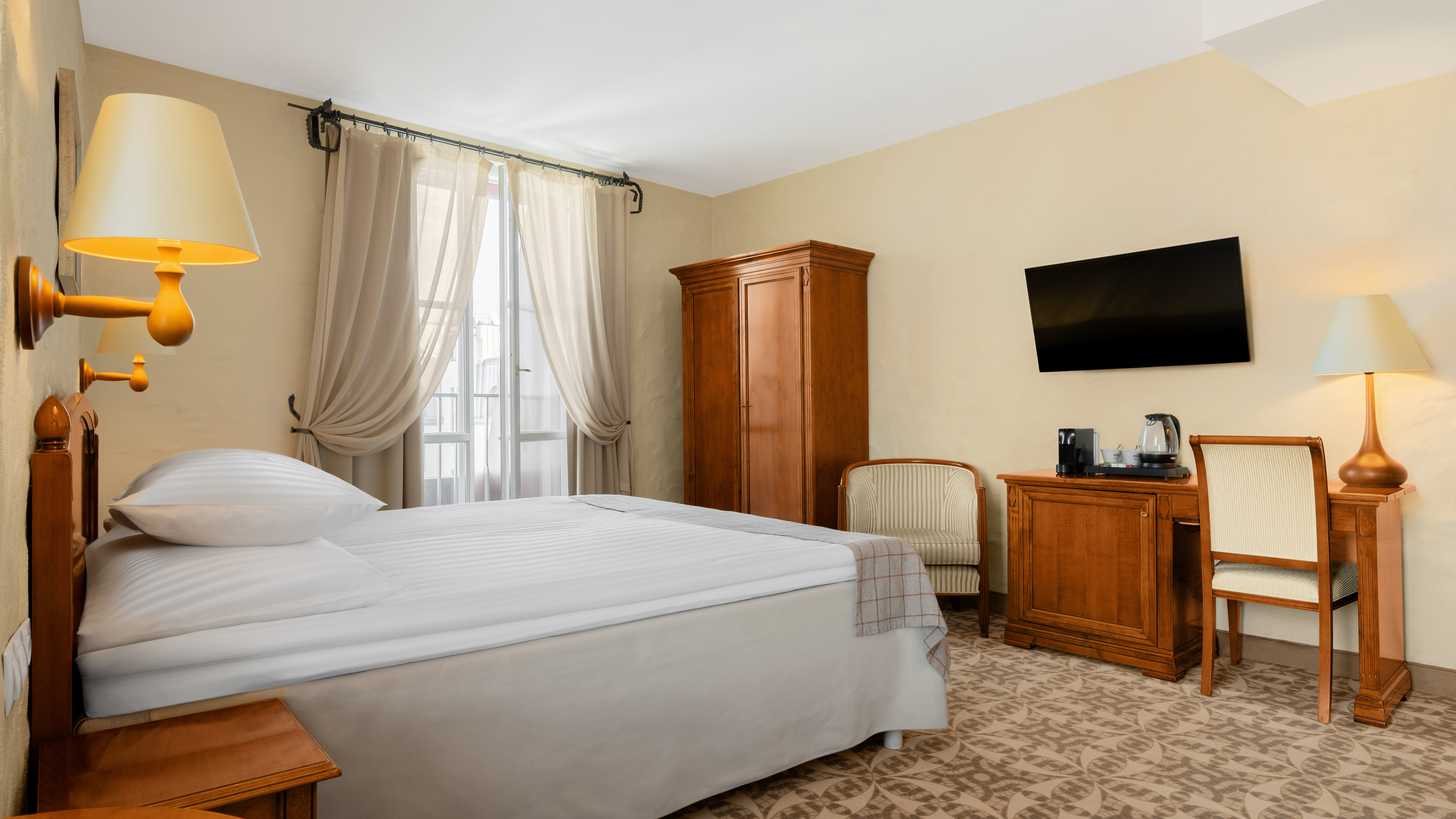 Double or Twin Superior