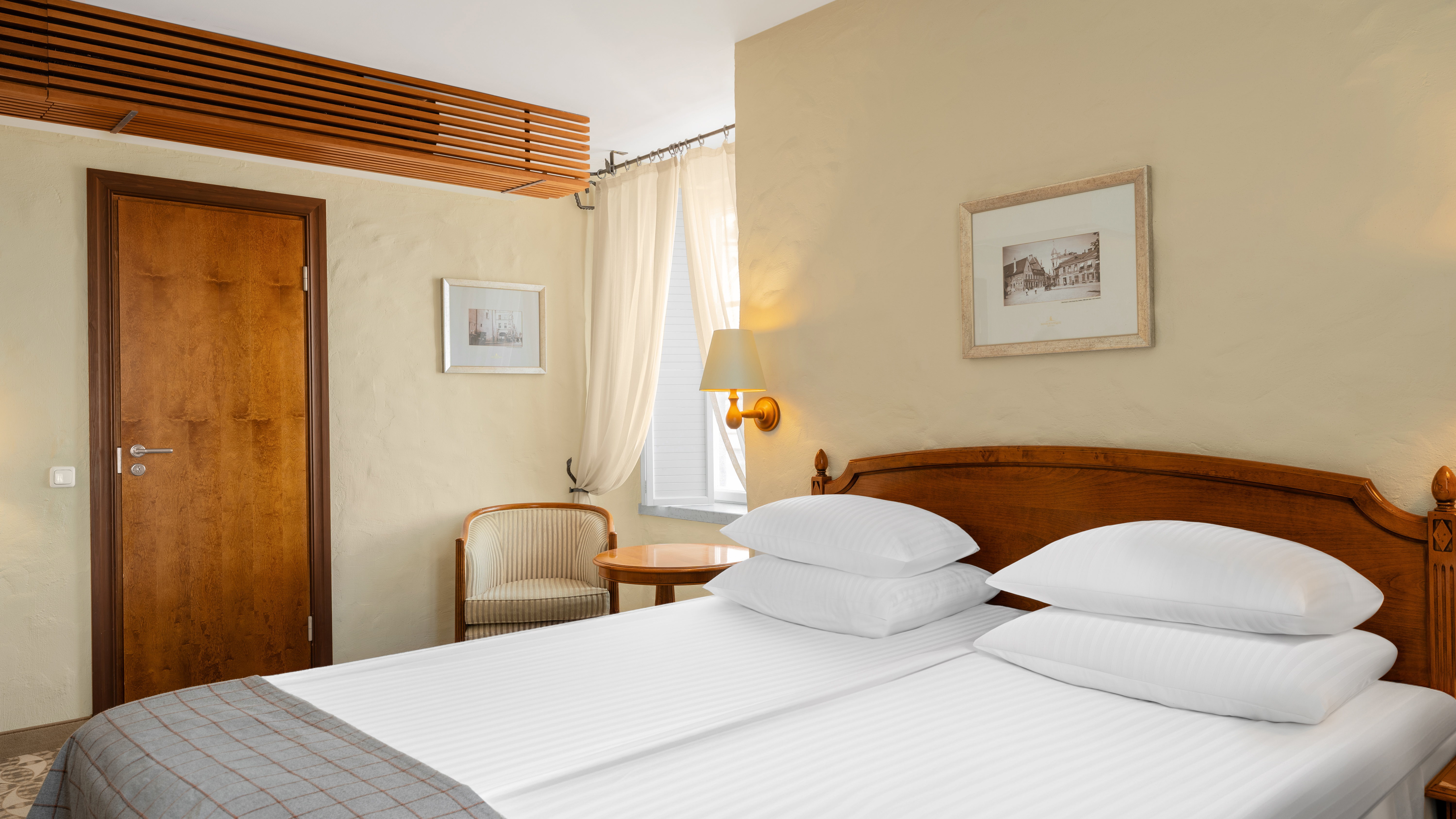 Double or Twin Superior