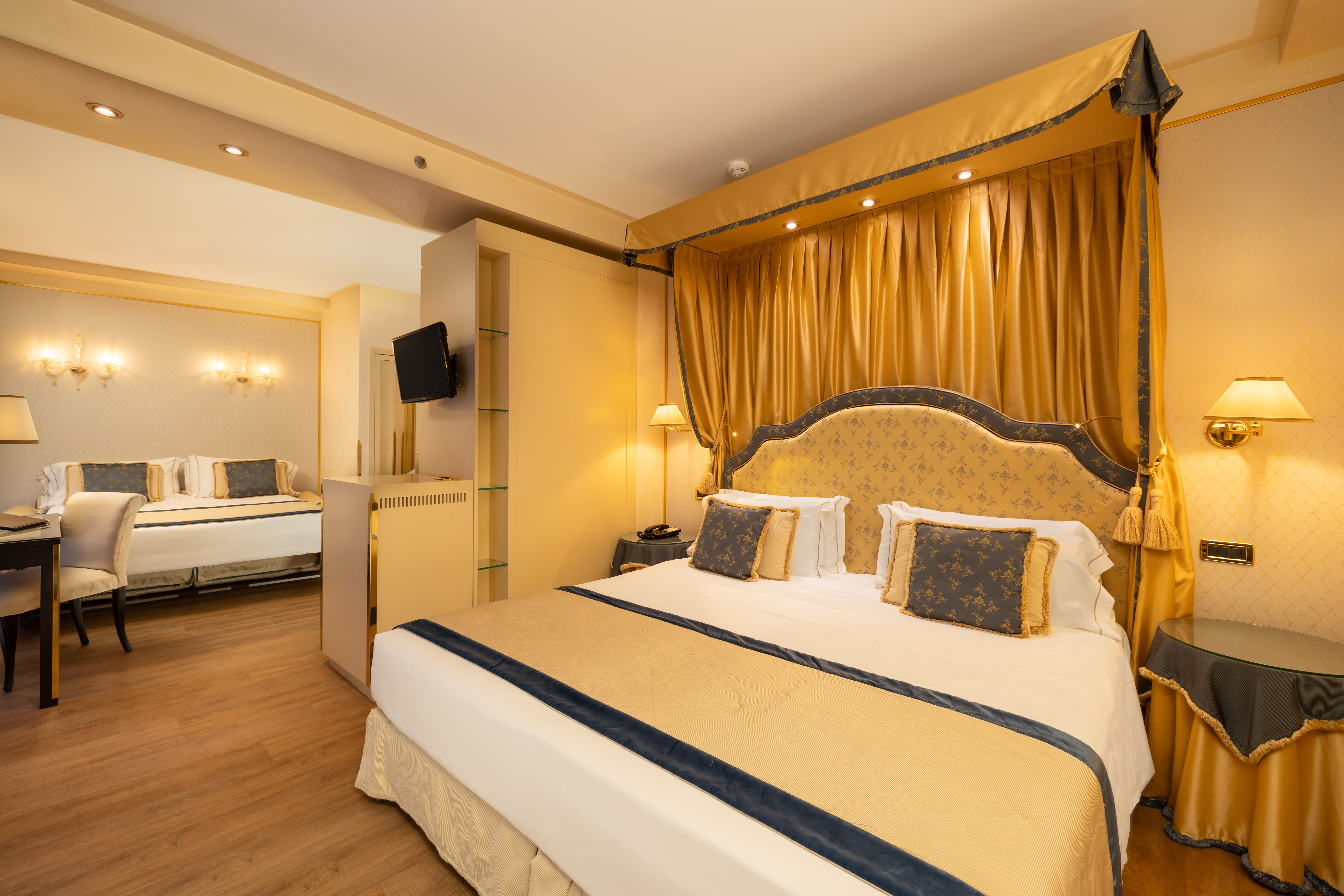 Suite Deluxe Capacity 4