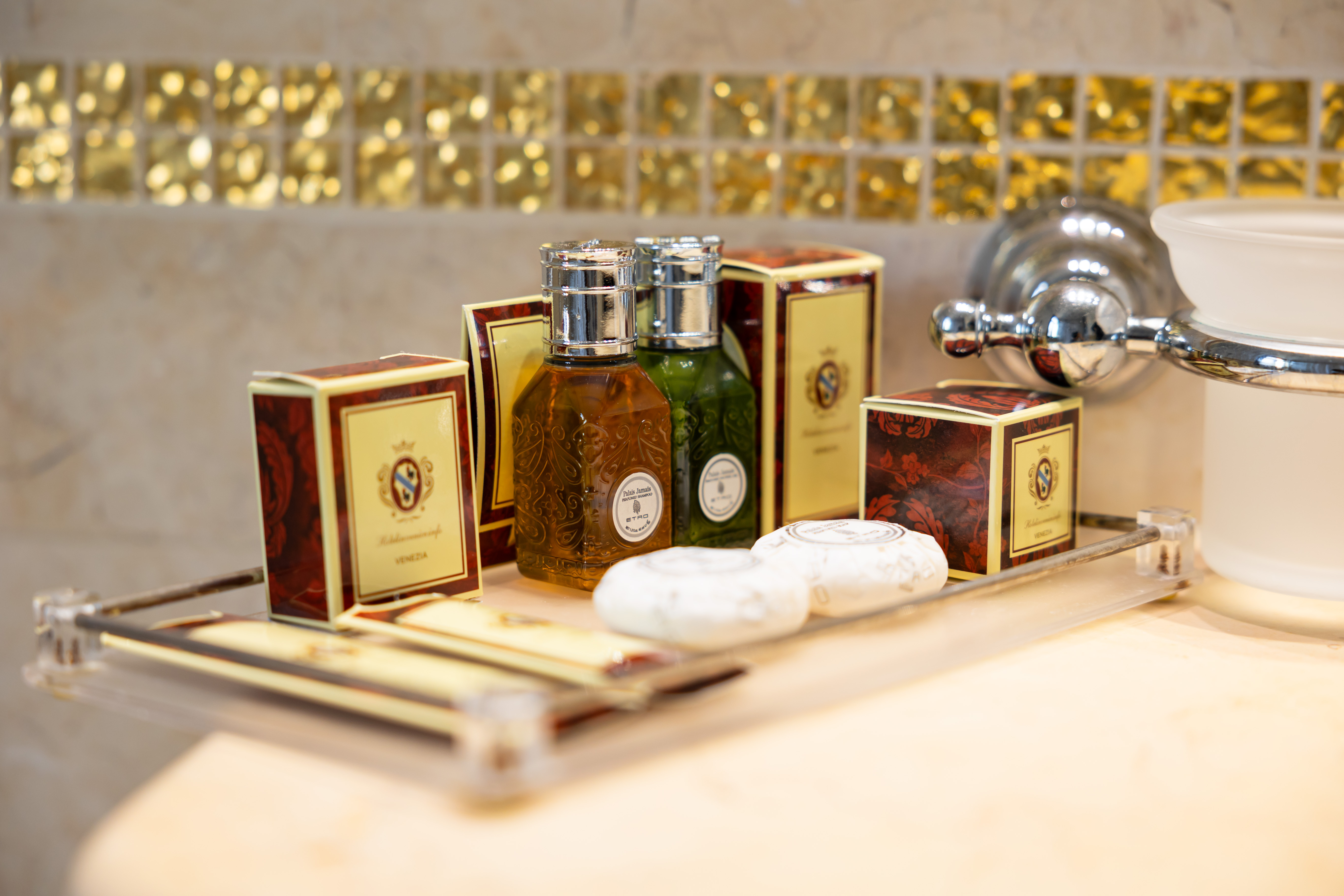 Suite Deluxe Capacity 4